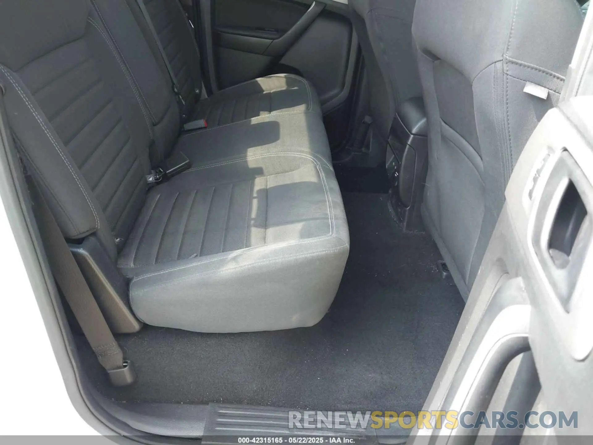 8 Photograph of a damaged car 1FTER4EH9PLE34217 FORD RANGER 2023