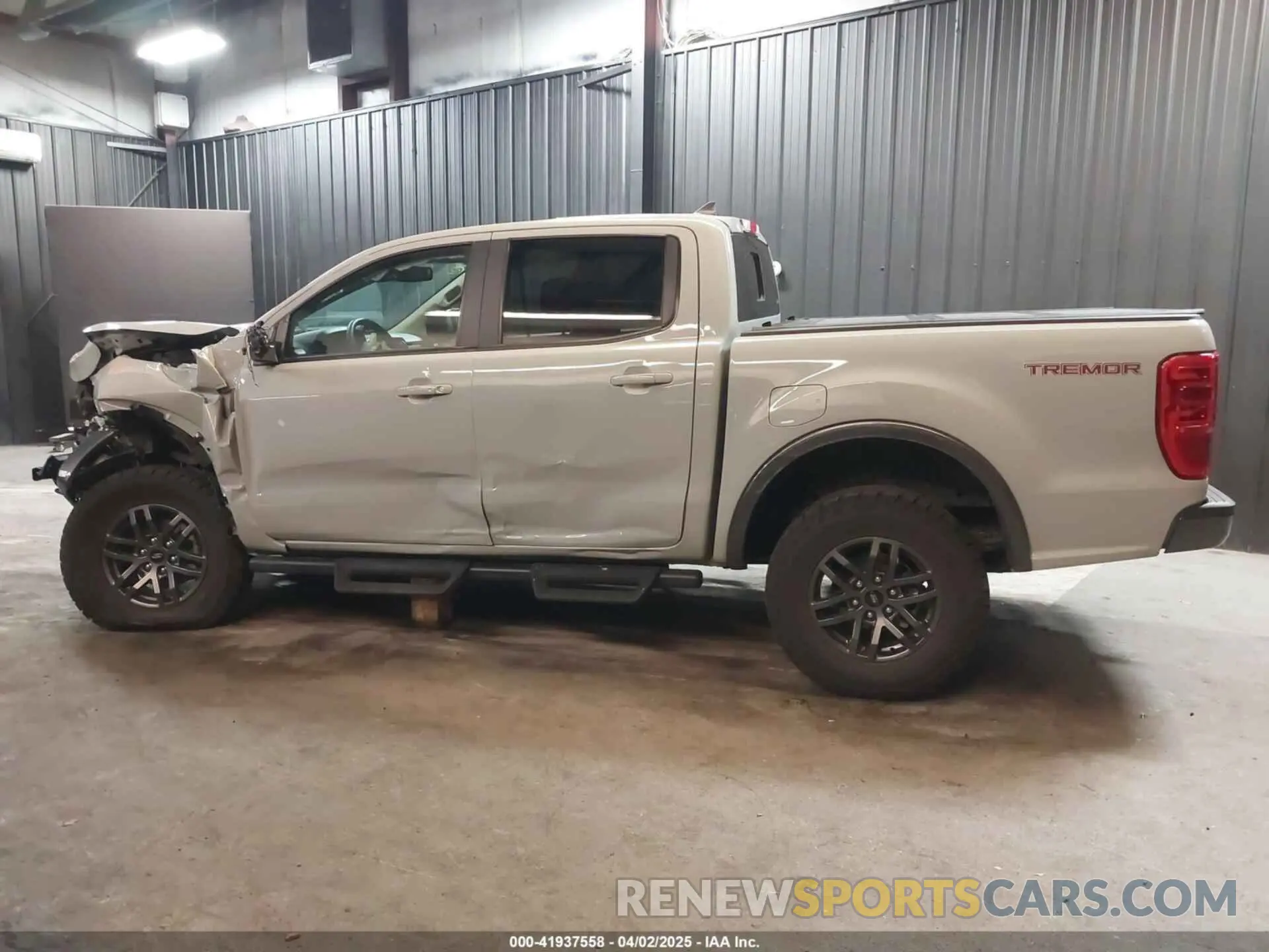 15 Photograph of a damaged car 1FTER4FH4PLE19333 FORD RANGER 2023