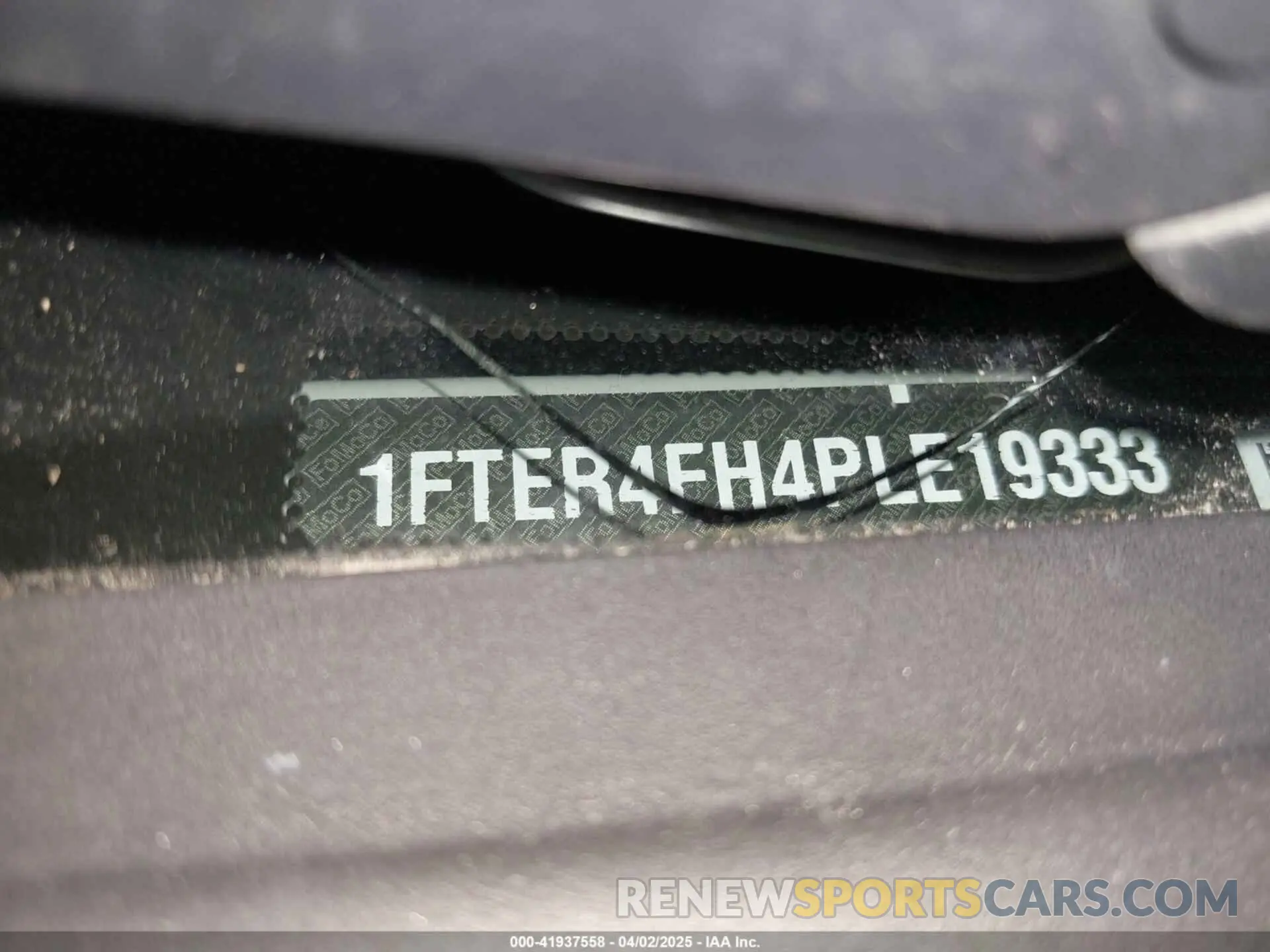 19 Photograph of a damaged car 1FTER4FH4PLE19333 FORD RANGER 2023