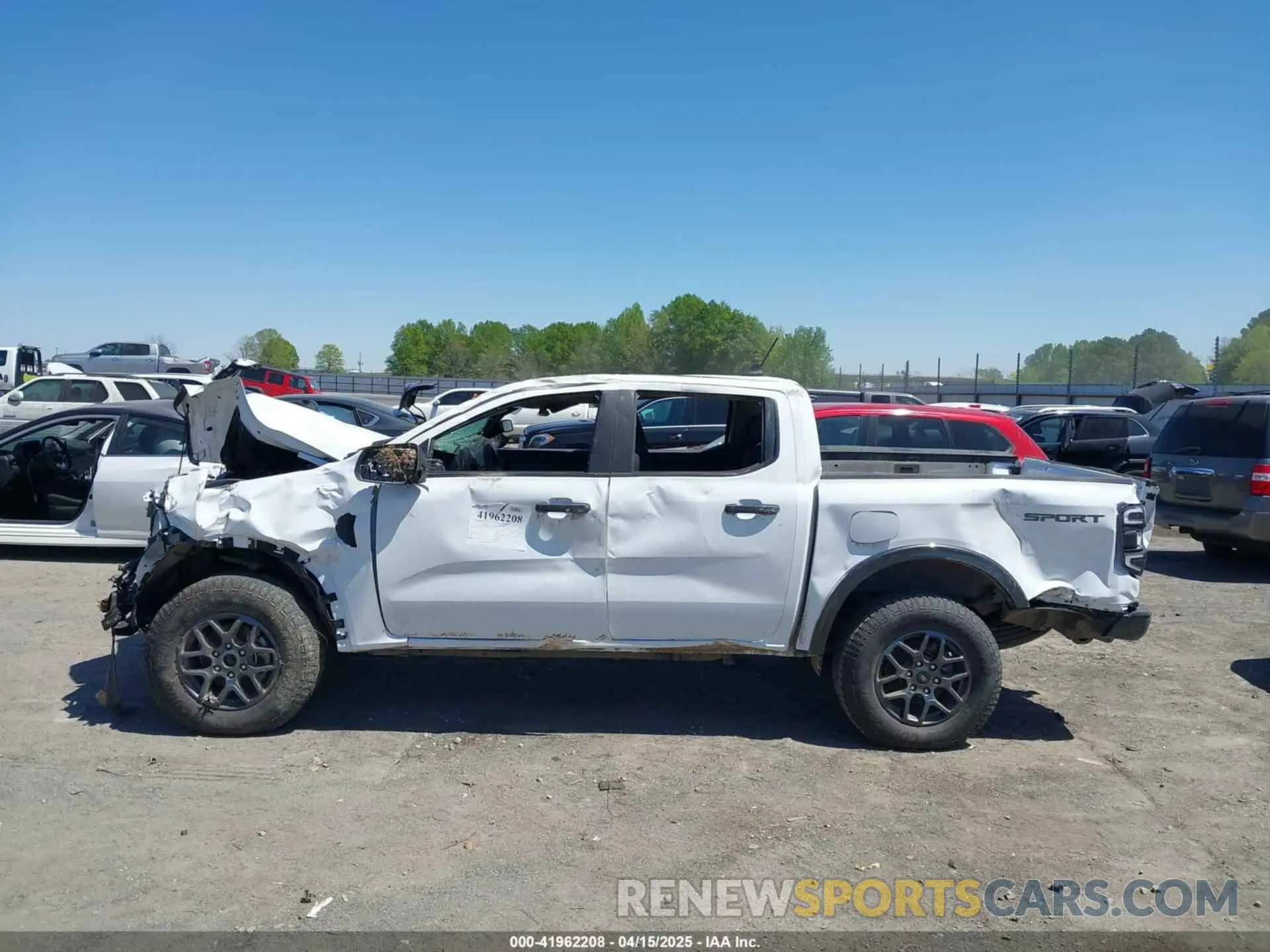 15 Photograph of a damaged car 1FTER4GHXRLE36218 FORD RANGER 2024