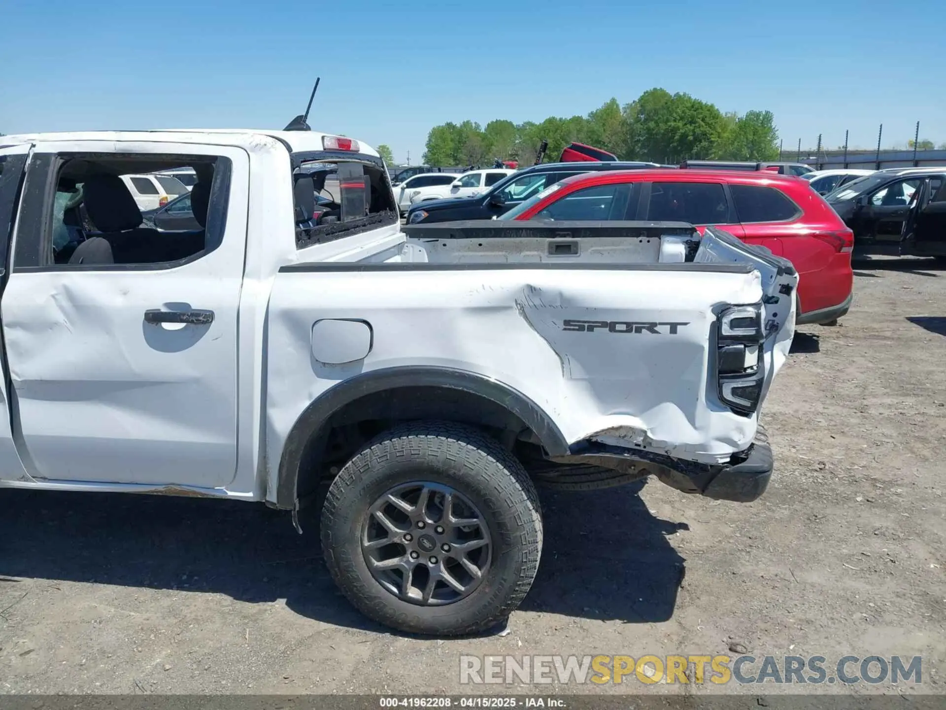 21 Photograph of a damaged car 1FTER4GHXRLE36218 FORD RANGER 2024