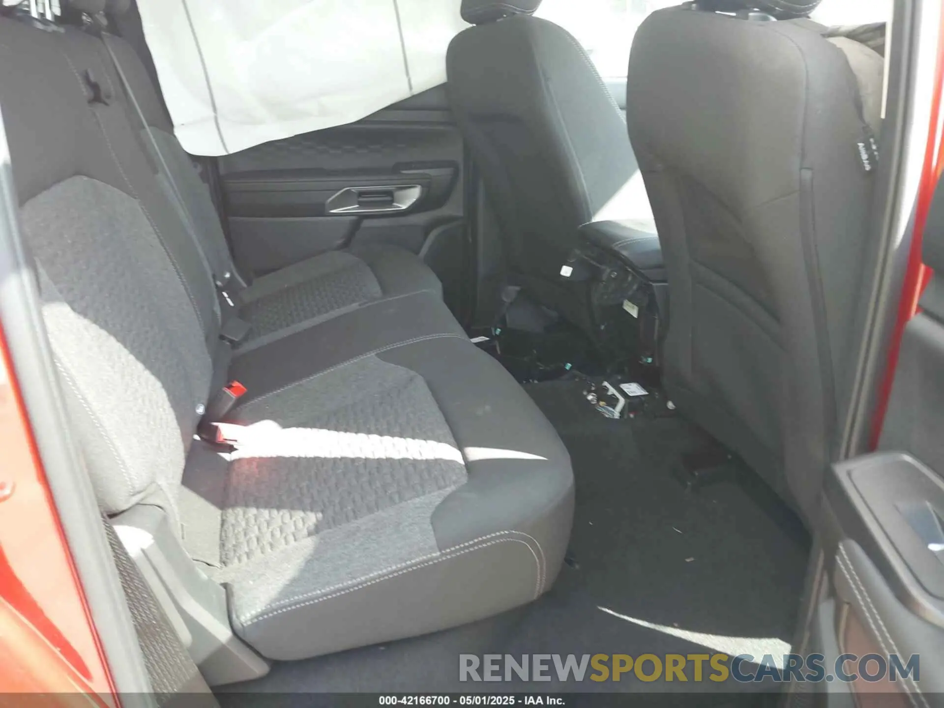8 Photograph of a damaged car 1FTER4HH3RLE33305 FORD RANGER 2024