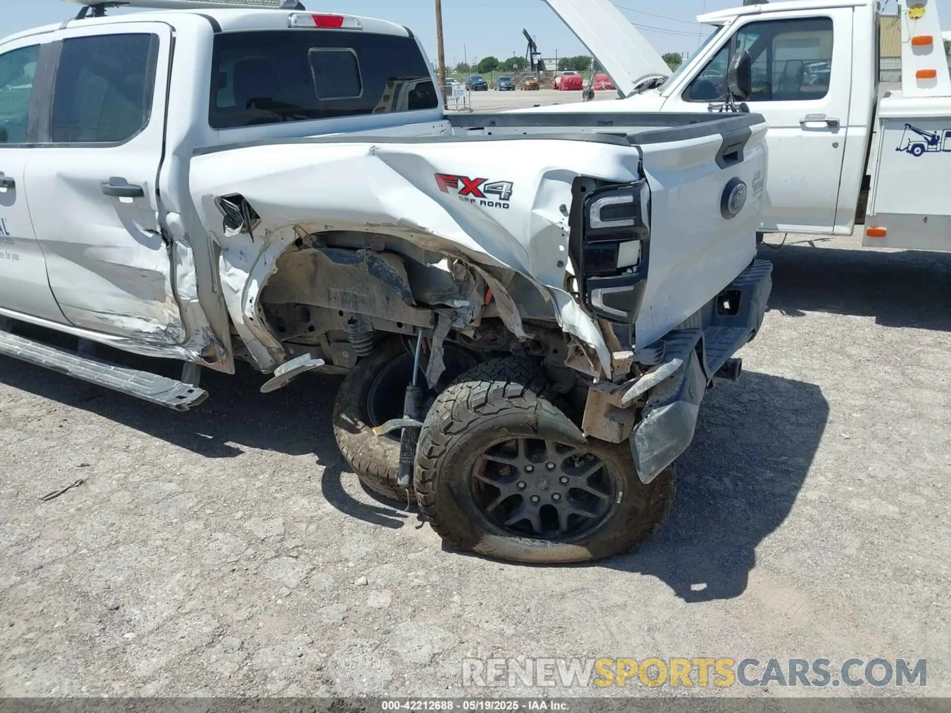 6 Photograph of a damaged car 1FTER4HH6RLE21004 FORD RANGER 2024