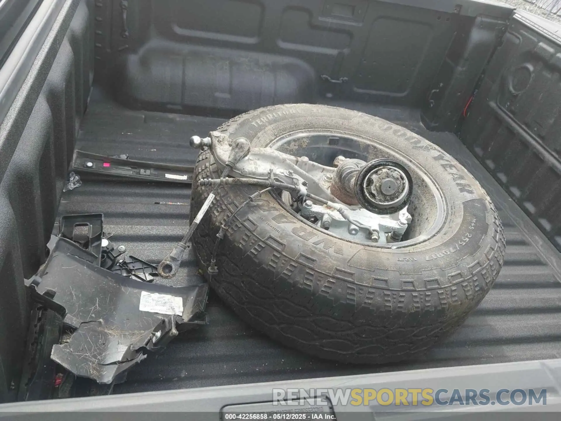 12 Photograph of a damaged car 1FTER4HH6RLE34724 FORD RANGER 2024