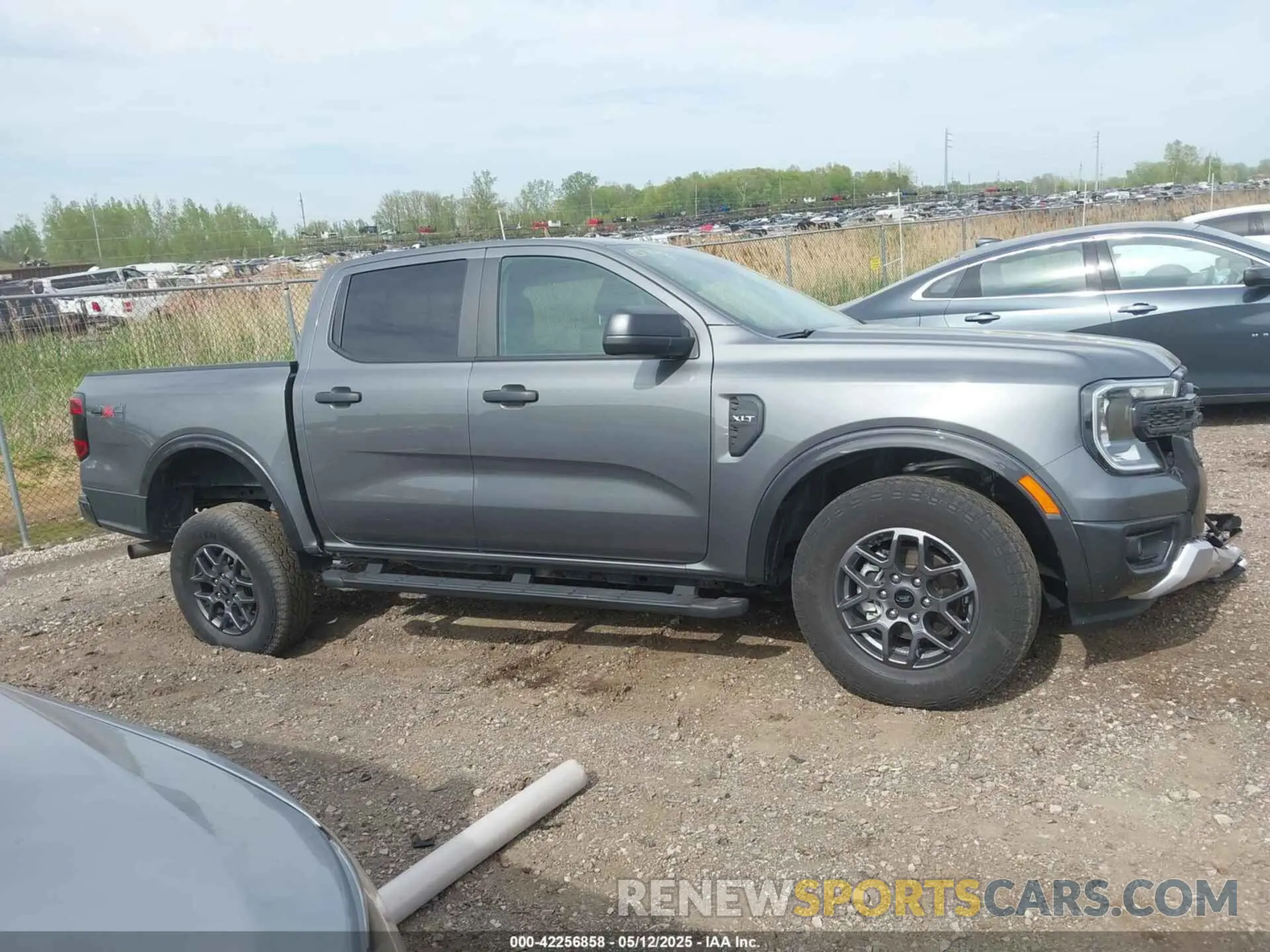 14 Photograph of a damaged car 1FTER4HH6RLE34724 FORD RANGER 2024