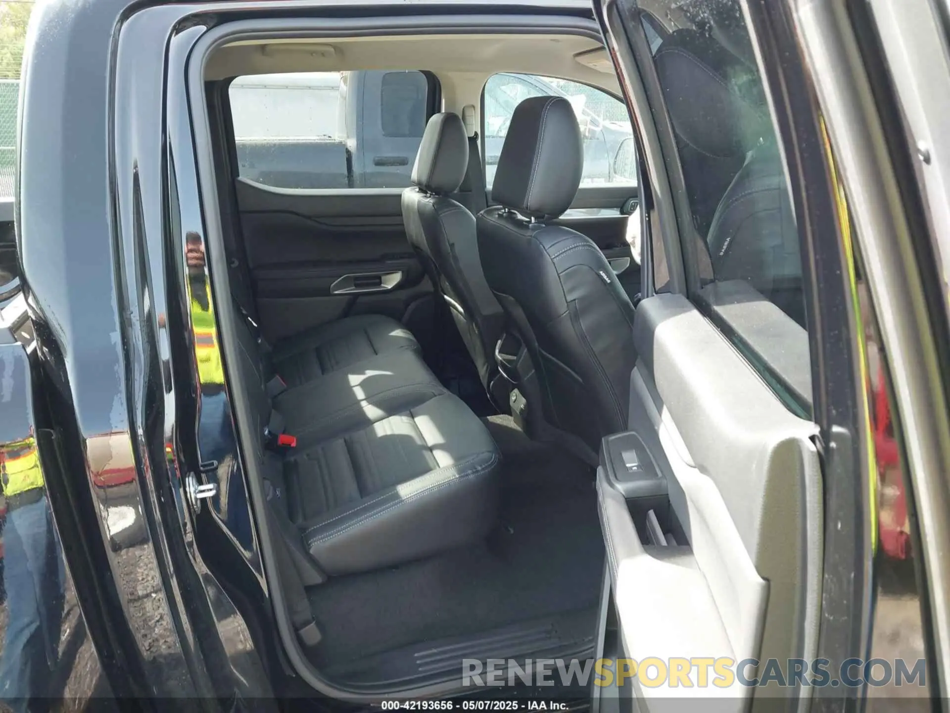 8 Photograph of a damaged car 1FTER4KH3RLE24919 FORD RANGER 2024