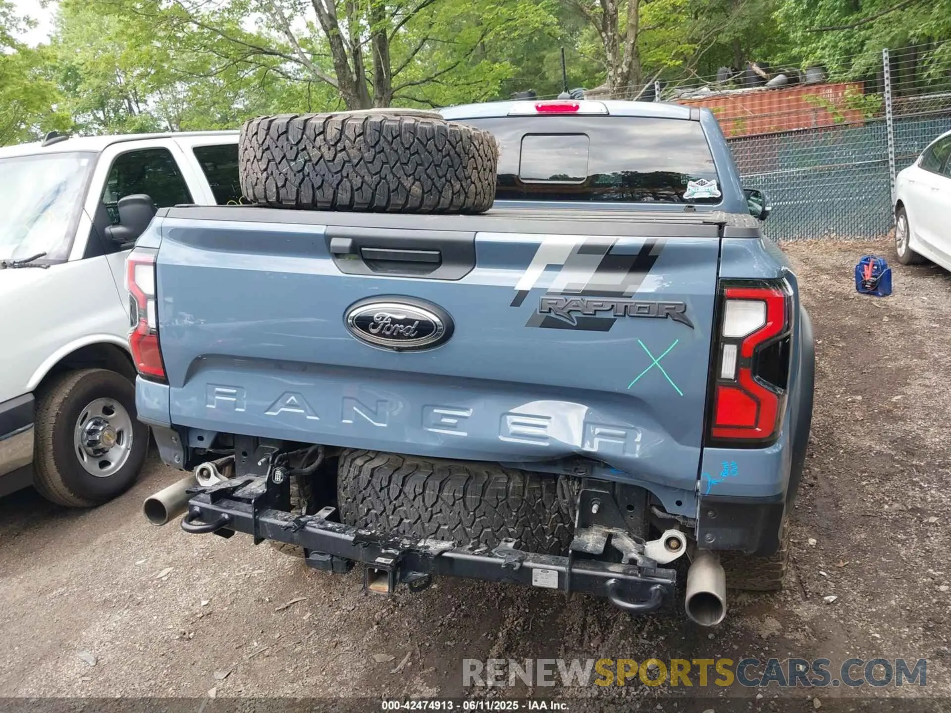 17 Photograph of a damaged car 1FTER4LR5RLE06798 FORD RANGER 2024