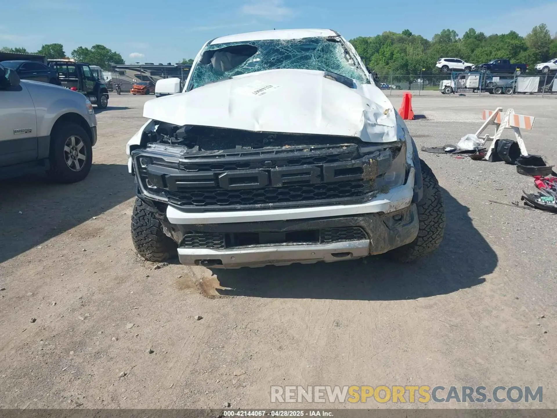 12 Photograph of a damaged car 1FTER4LR8RLE48320 FORD RANGER 2024