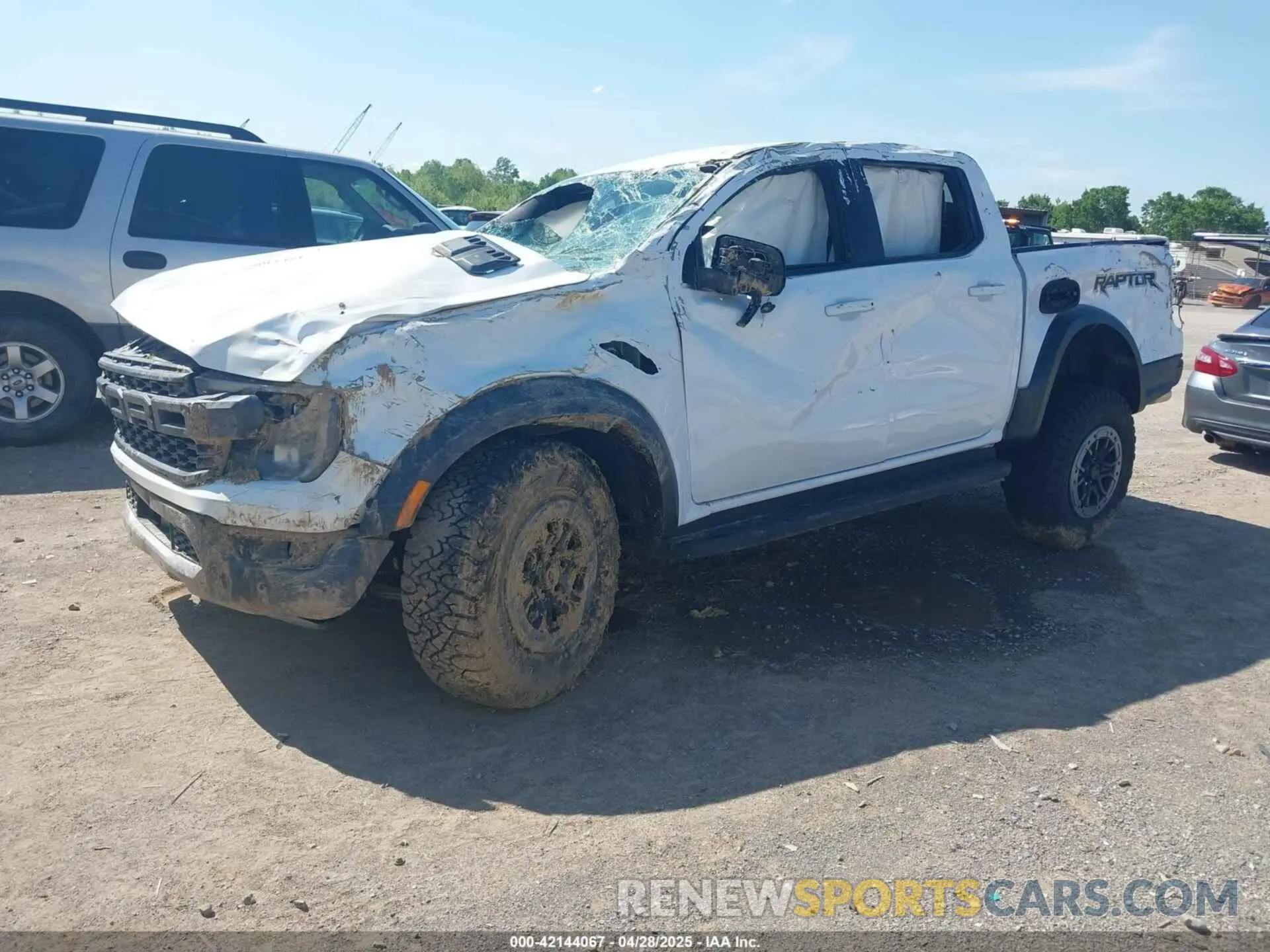 2 Photograph of a damaged car 1FTER4LR8RLE48320 FORD RANGER 2024