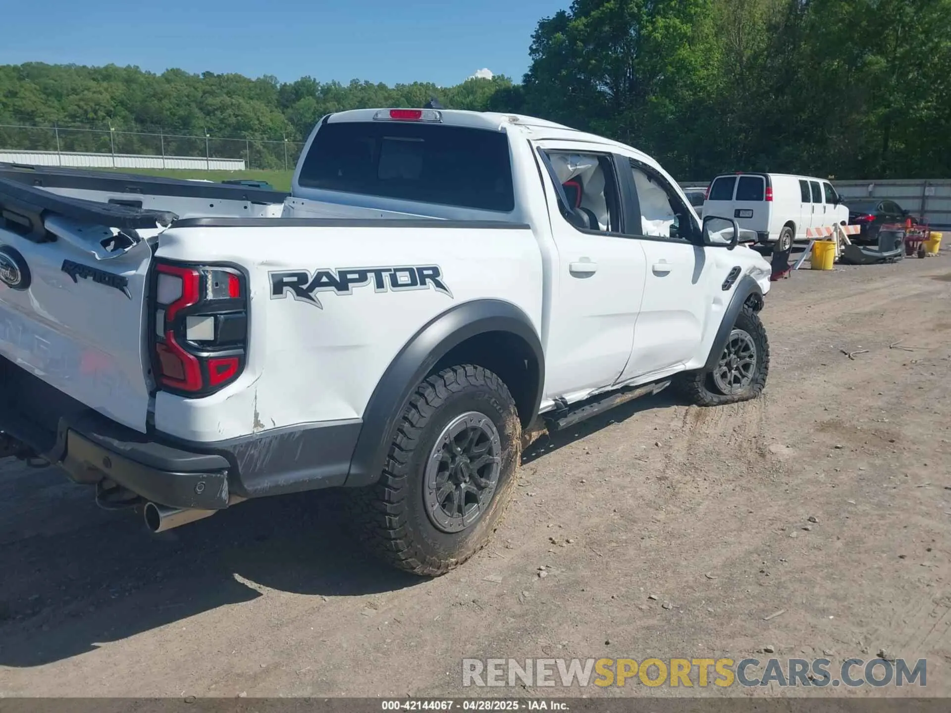 4 Photograph of a damaged car 1FTER4LR8RLE48320 FORD RANGER 2024