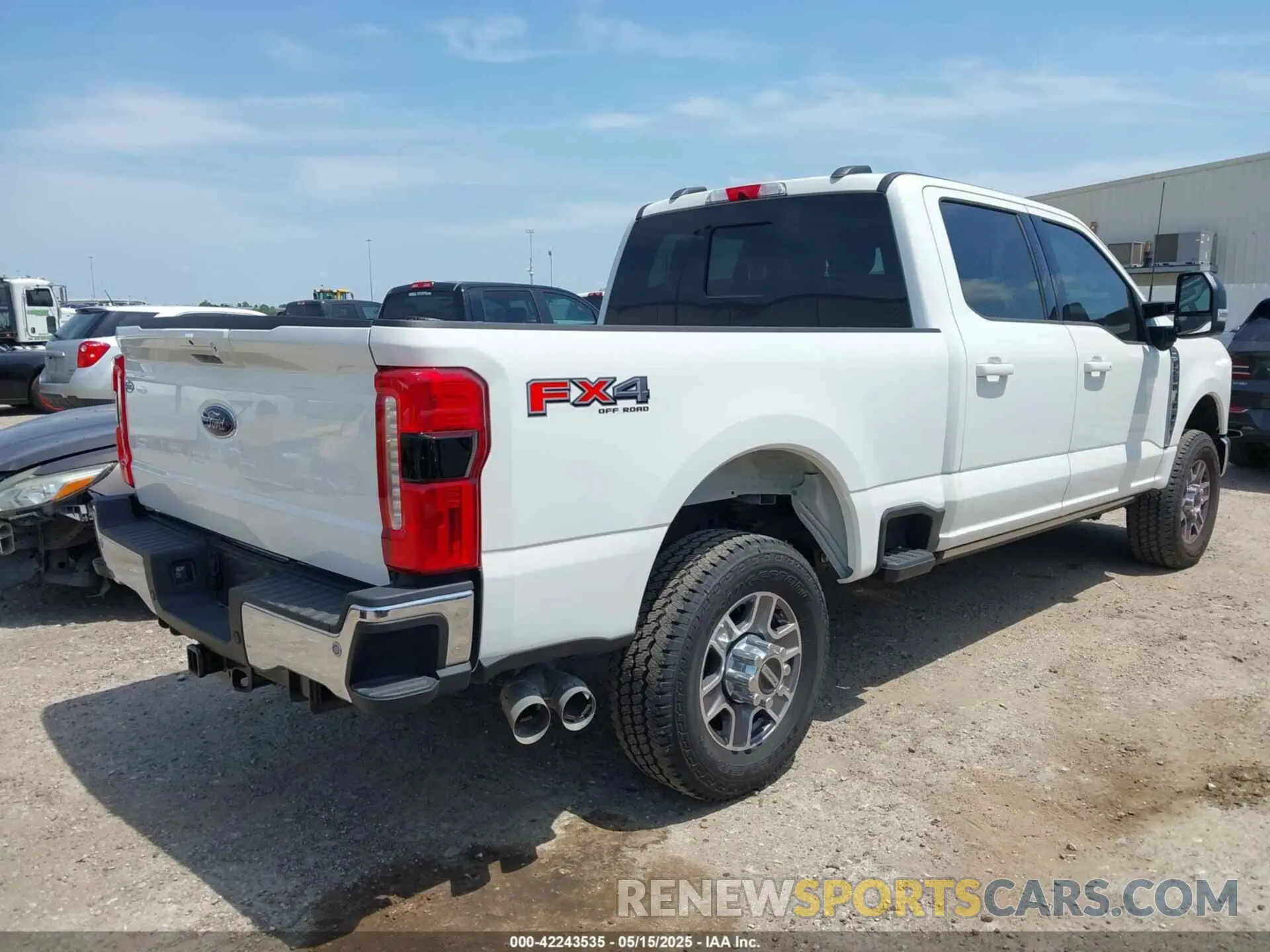 4 Photograph of a damaged car 1FT8W2BM5RED15700 FORD SUPER DUTY F-250 SRW 2024