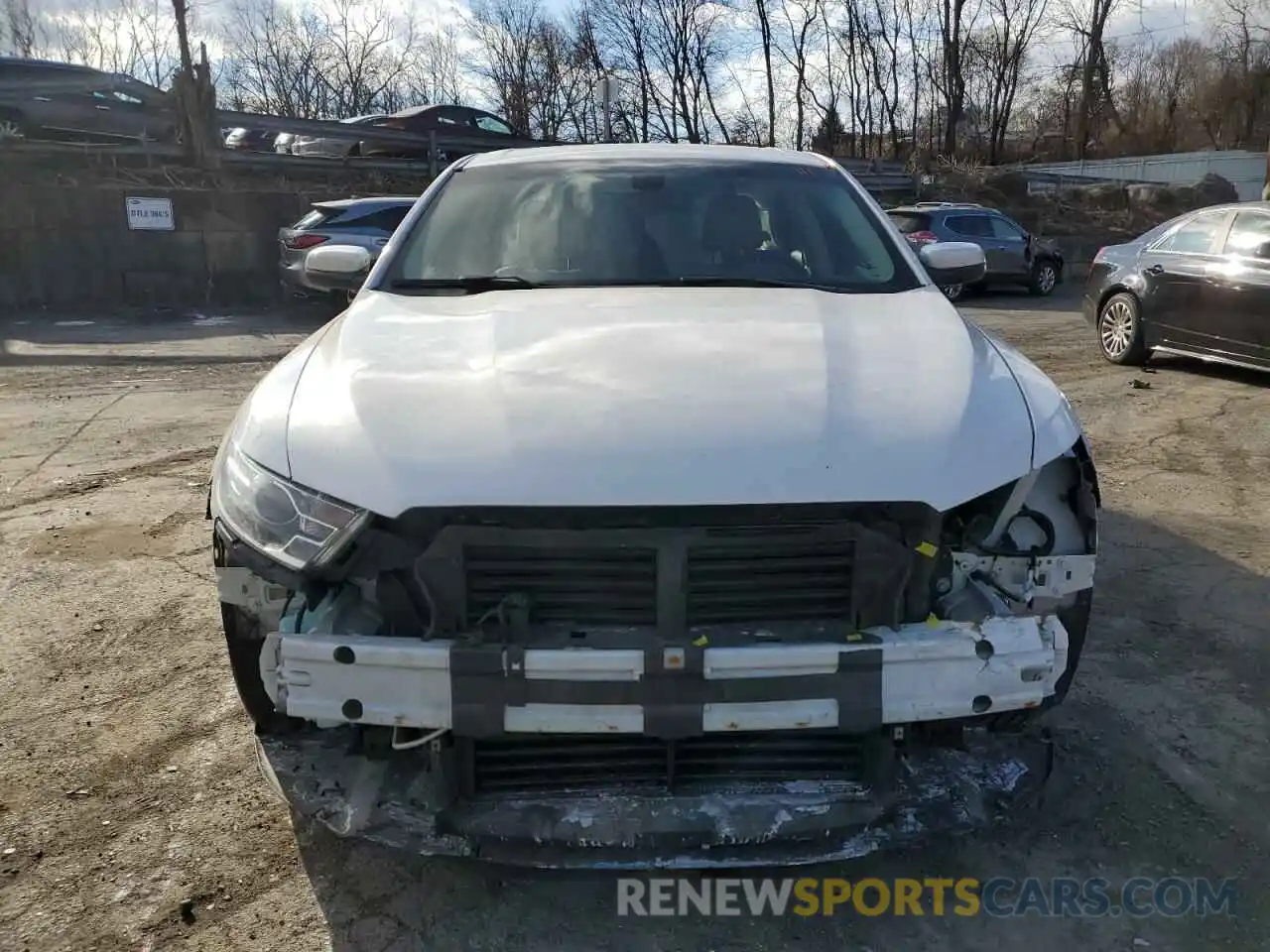 5 Photograph of a damaged car 1FAHP2E82KG100142 FORD TAURUS 2019