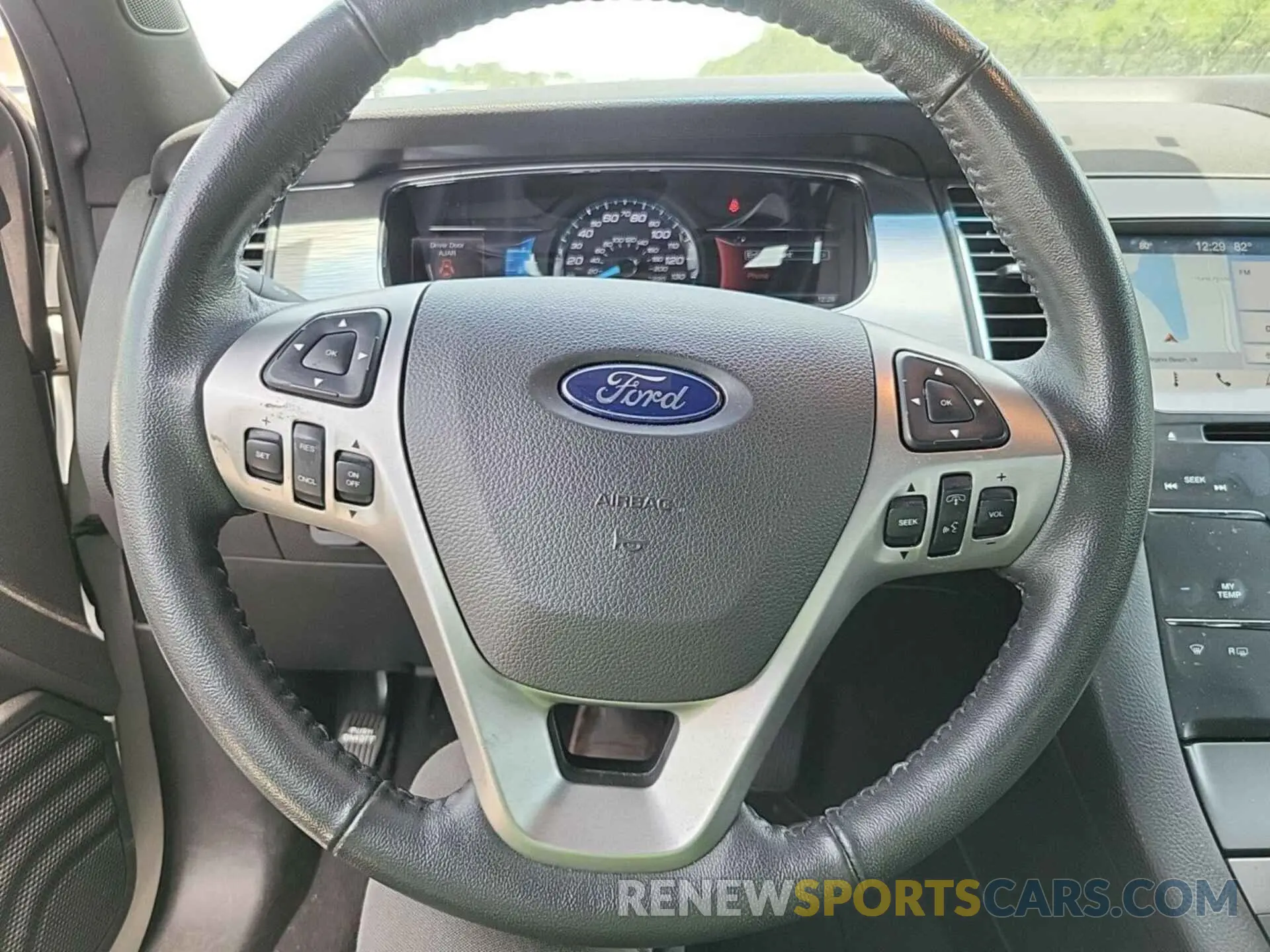 9 Photograph of a damaged car 1FAHP2E82KG100559 FORD TAURUS 2019