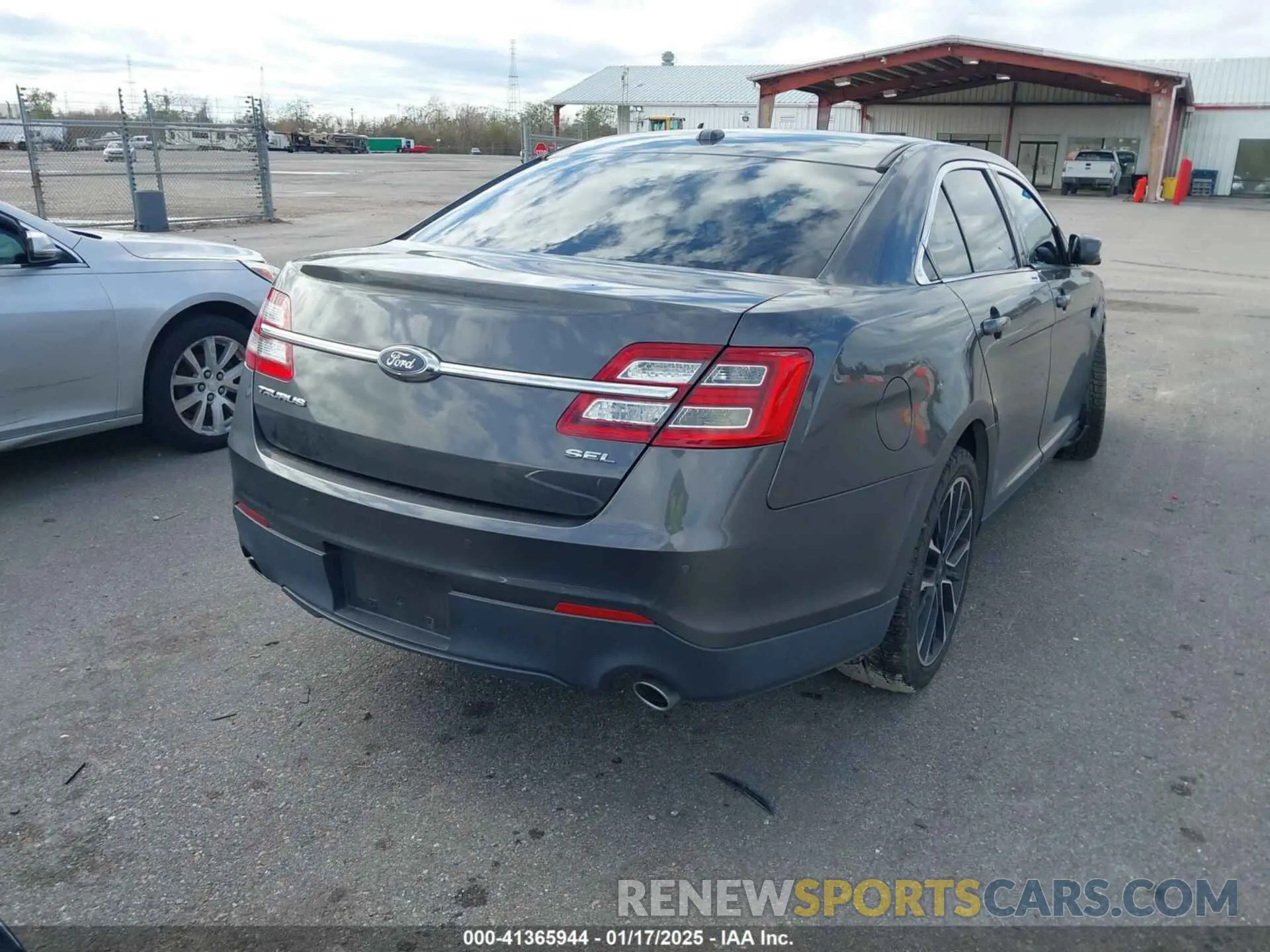 16 Photograph of a damaged car 1FAHP2E87KG105434 FORD TAURUS 2019