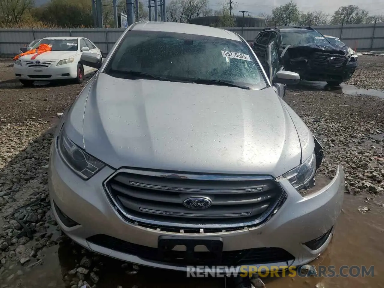 5 Photograph of a damaged car 1FAHP2E89KG112921 FORD TAURUS 2019