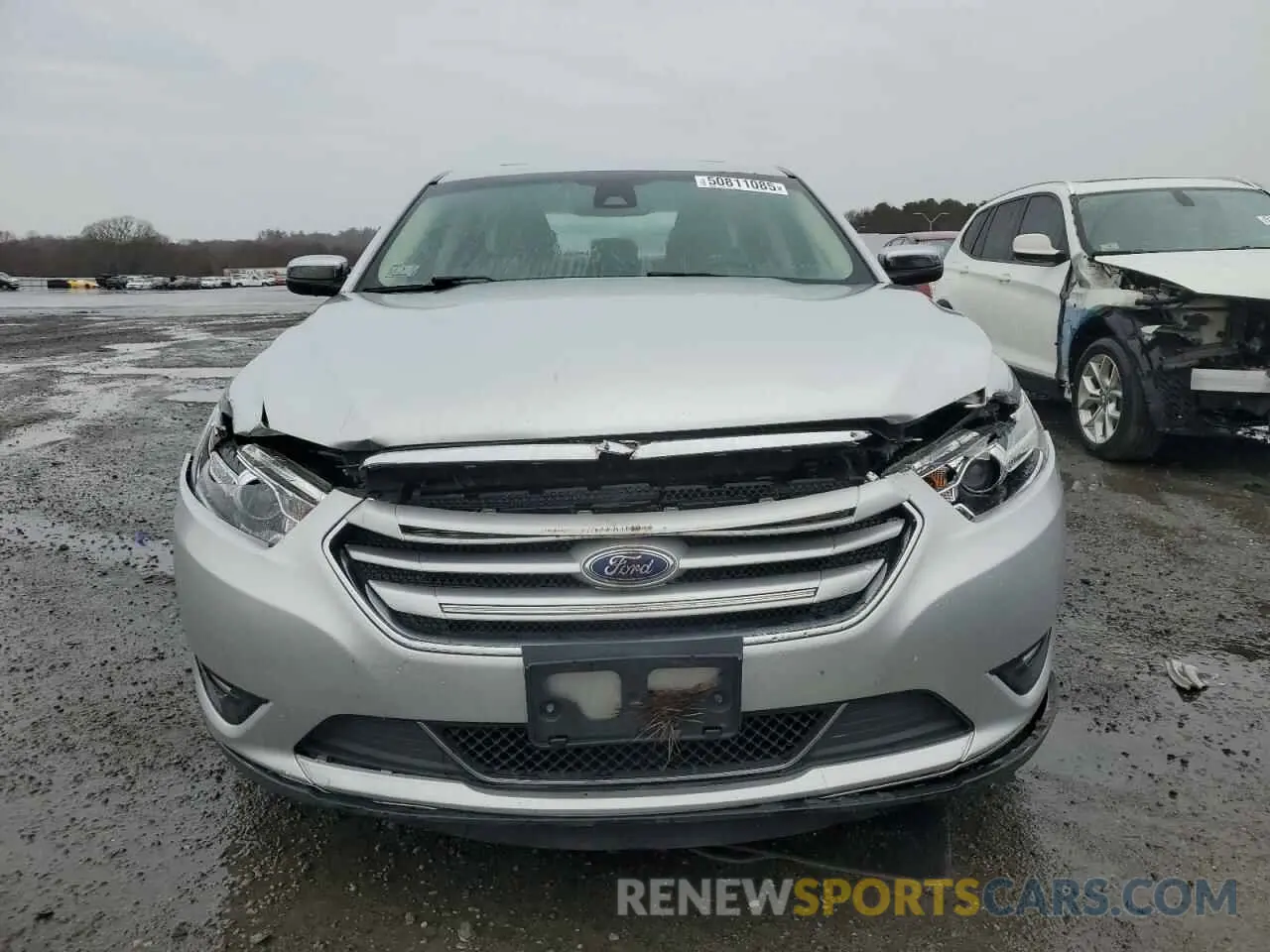 5 Photograph of a damaged car 1FAHP2F81KG111213 FORD TAURUS 2019
