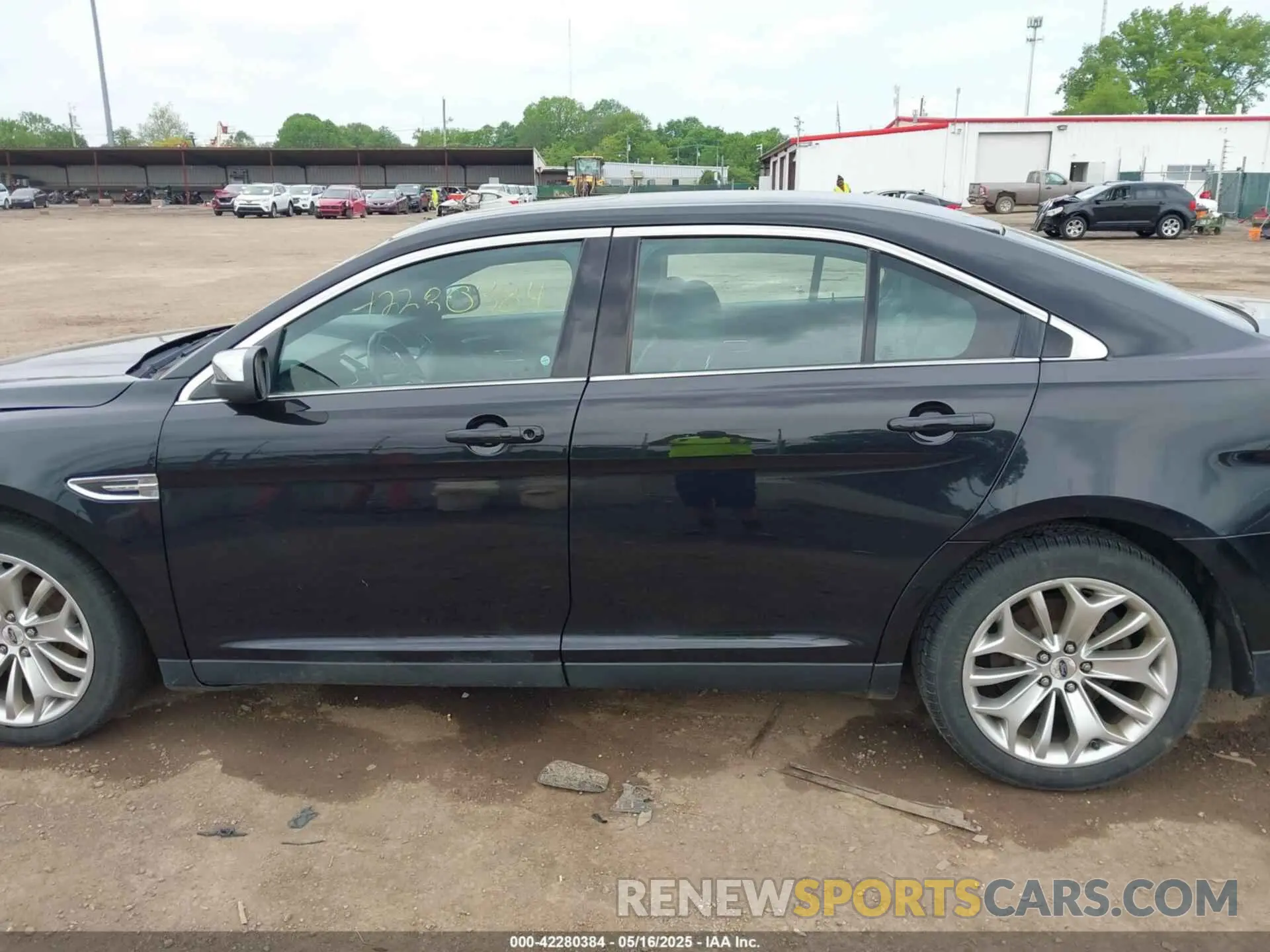 15 Photograph of a damaged car 1FAHP2F82KG111088 FORD TAURUS 2019