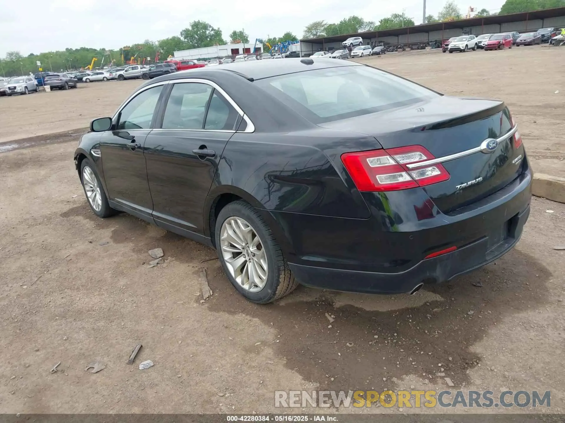 3 Photograph of a damaged car 1FAHP2F82KG111088 FORD TAURUS 2019