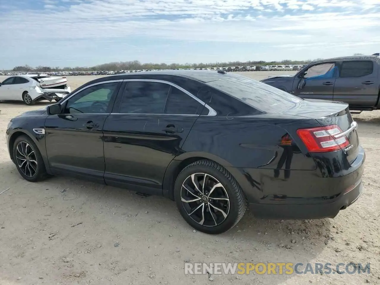 2 Photograph of a damaged car 1FAHP2F83KG118034 FORD TAURUS 2019