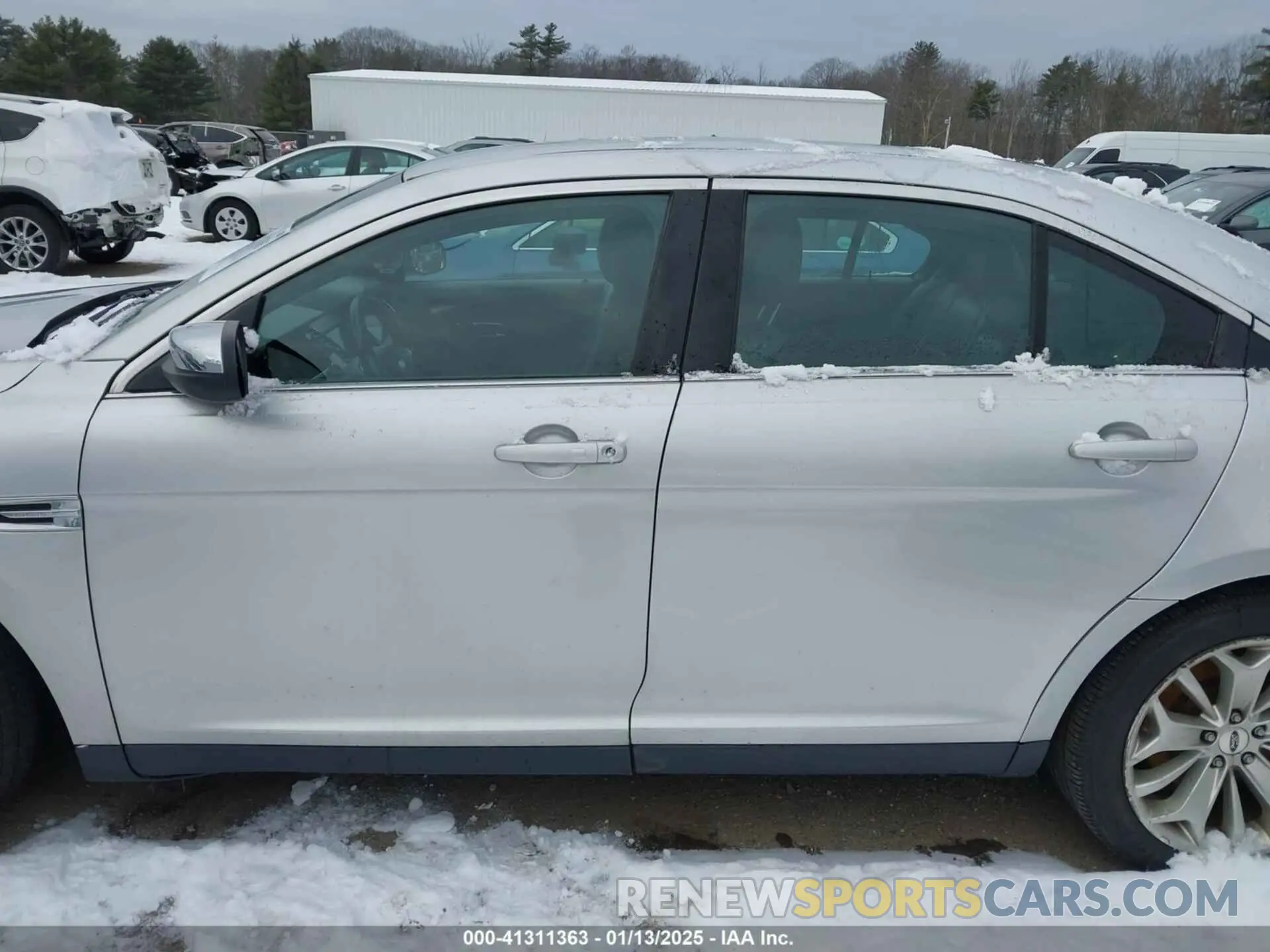 14 Photograph of a damaged car 1FAHP2F86KG107562 FORD TAURUS 2019