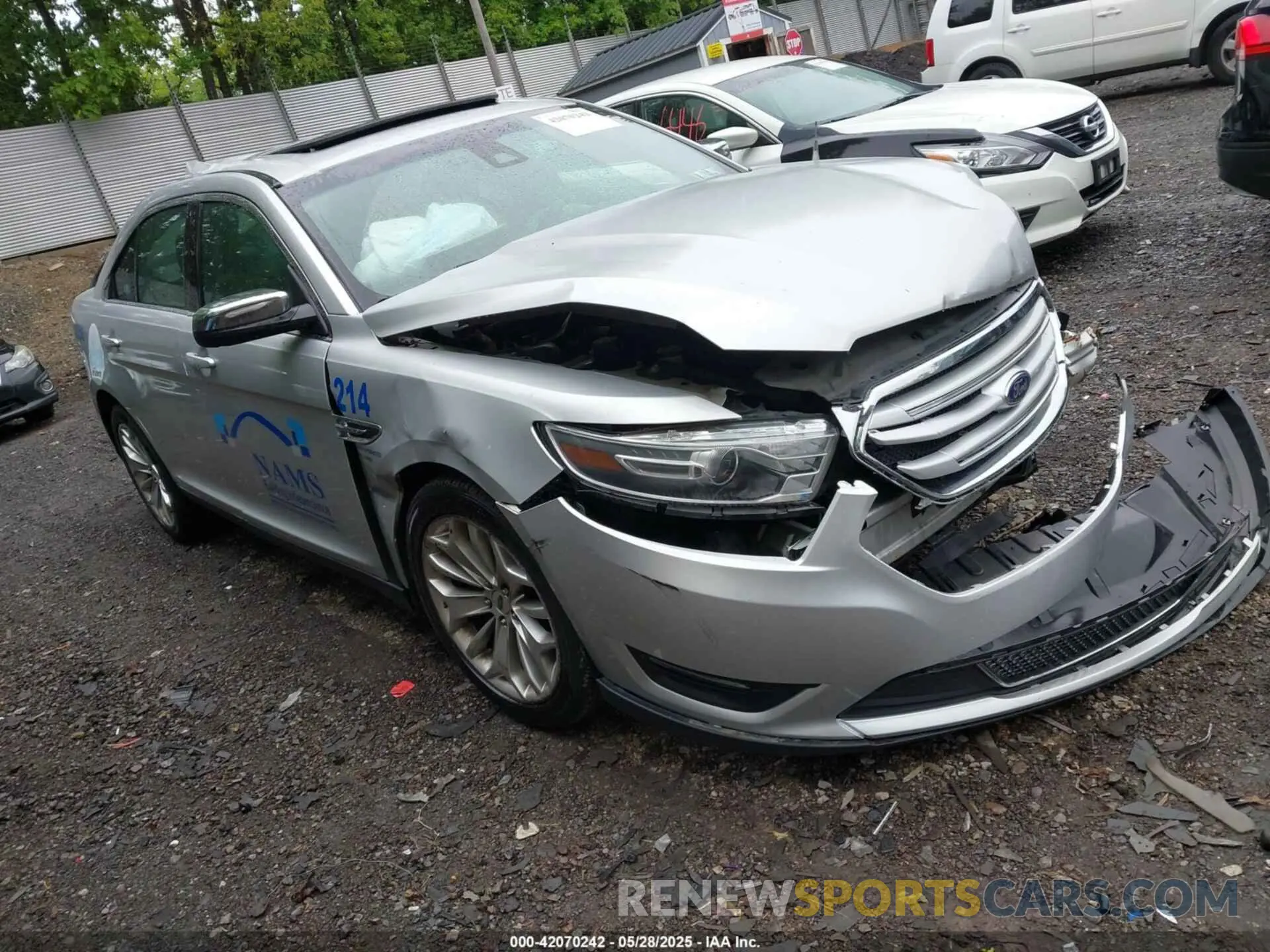 1 Photograph of a damaged car 1FAHP2F88KG109331 FORD TAURUS 2019
