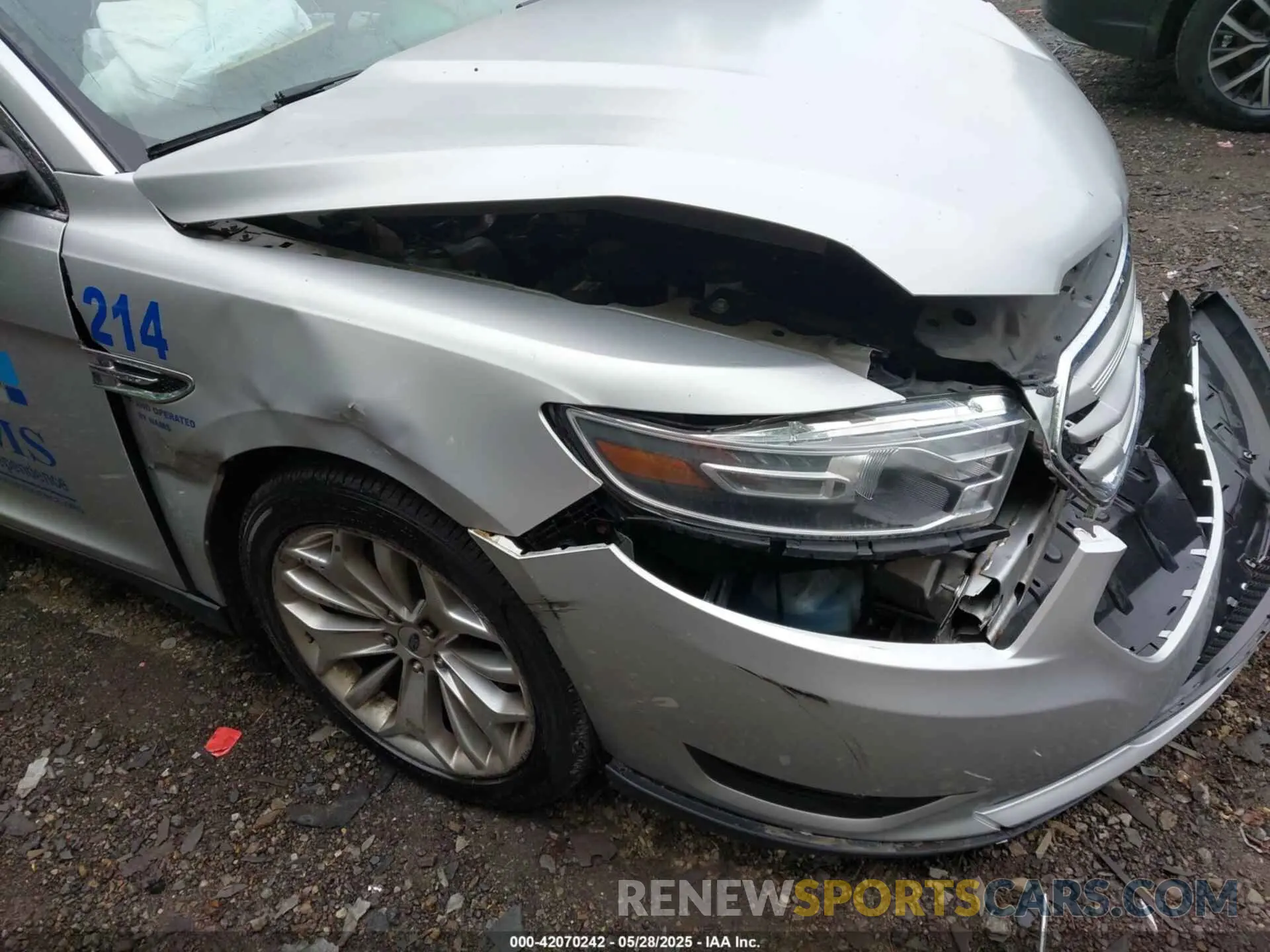 20 Photograph of a damaged car 1FAHP2F88KG109331 FORD TAURUS 2019