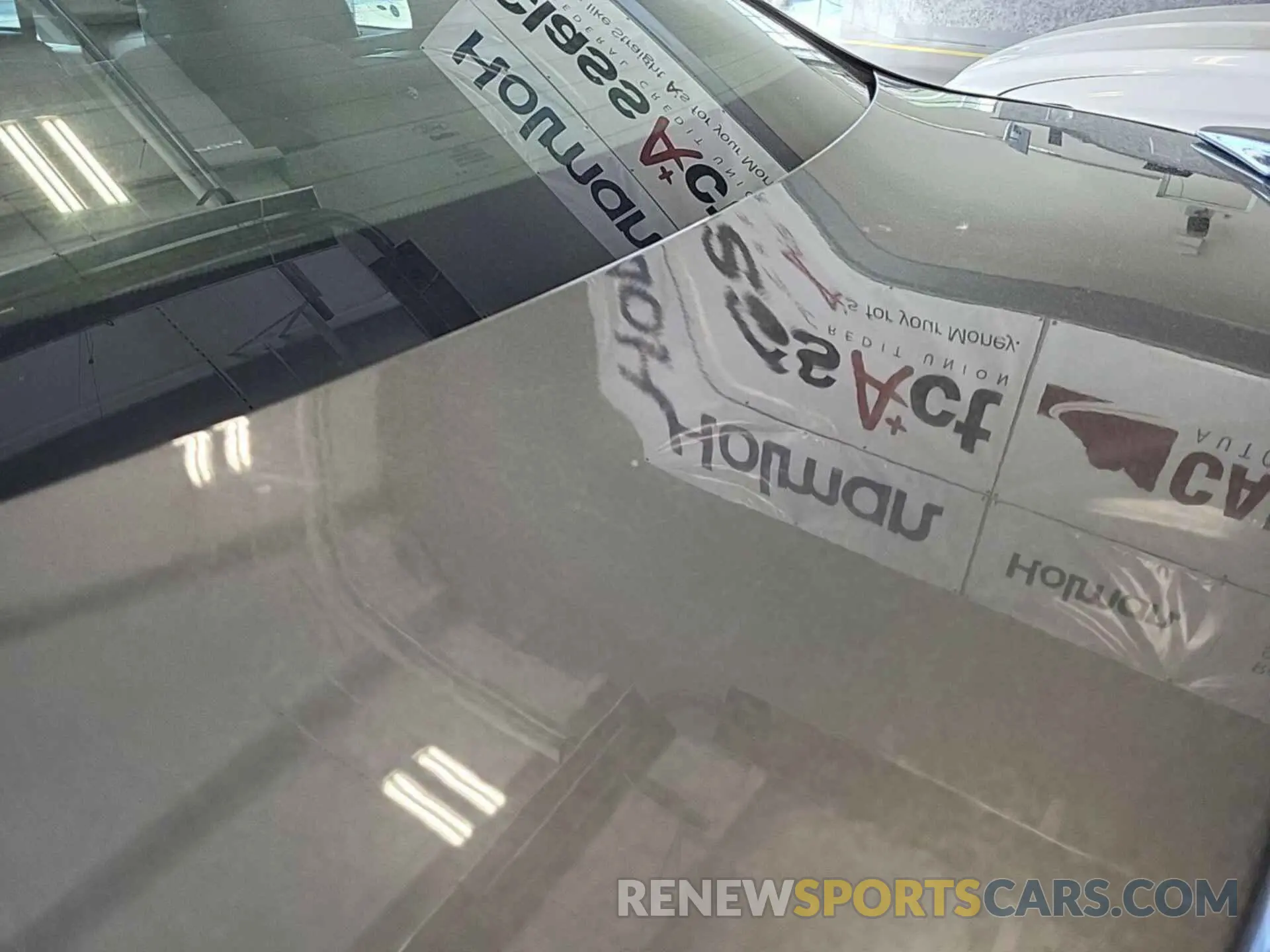 29 Photograph of a damaged car 1FAHP2F89KG108897 FORD TAURUS 2019