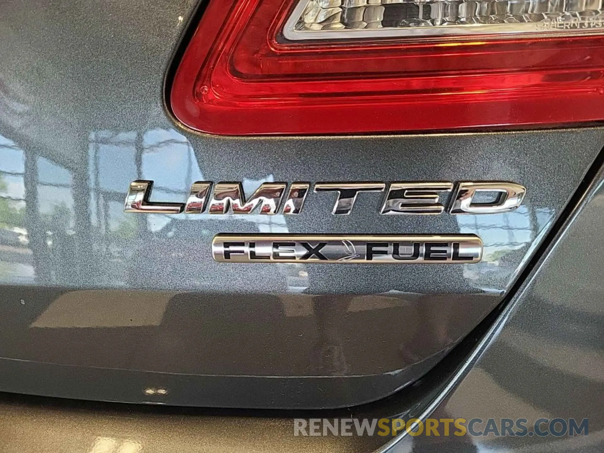 8 Photograph of a damaged car 1FAHP2F89KG108897 FORD TAURUS 2019