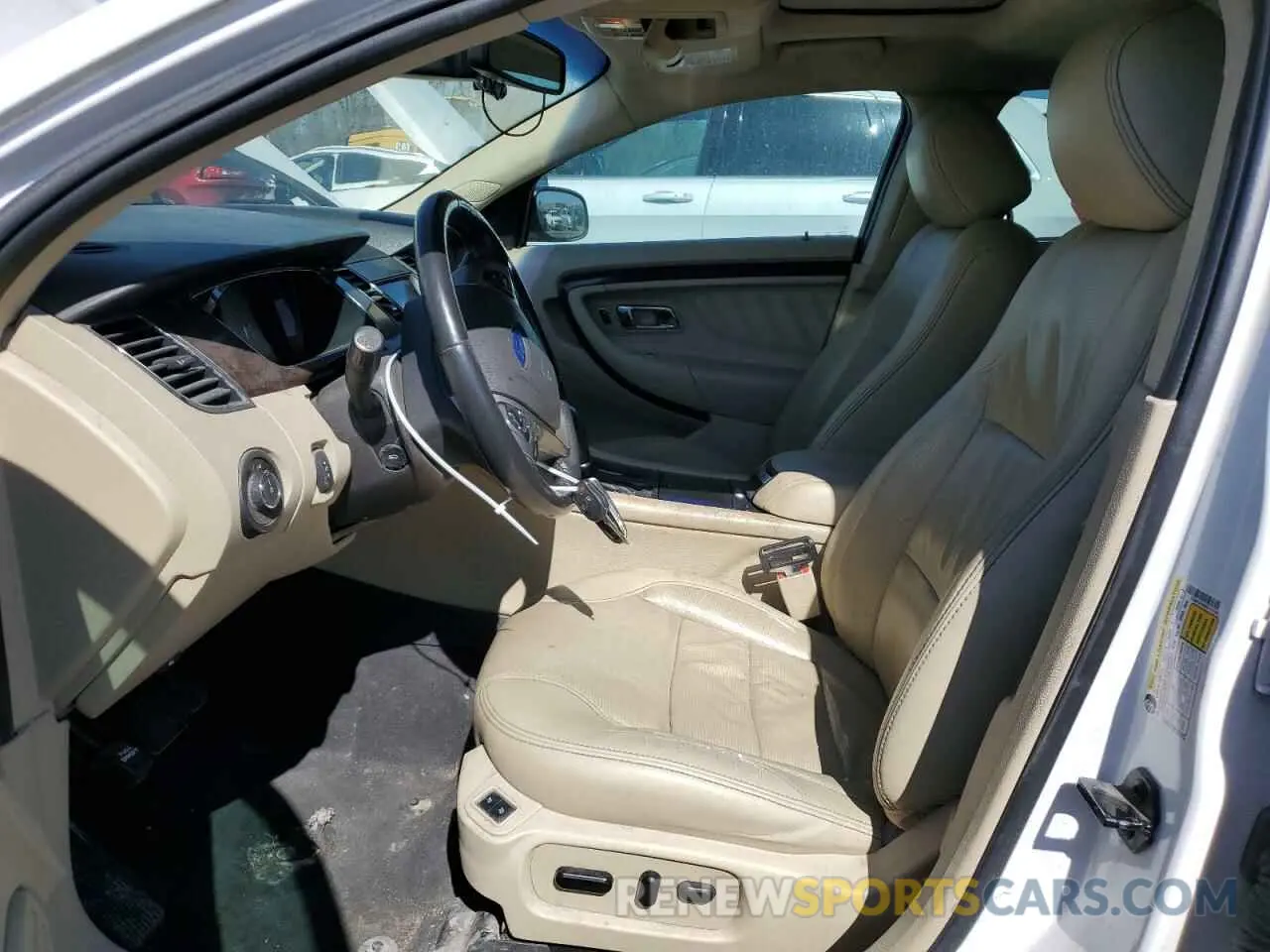 7 Photograph of a damaged car 1FAHP2F89KG118104 FORD TAURUS 2019