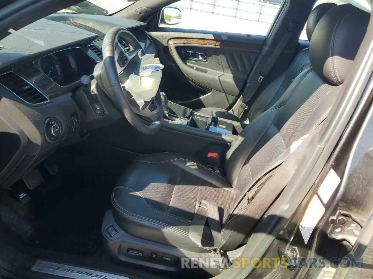 7 Photograph of a damaged car 1FAHP2F8XKG109556 FORD TAURUS 2019
