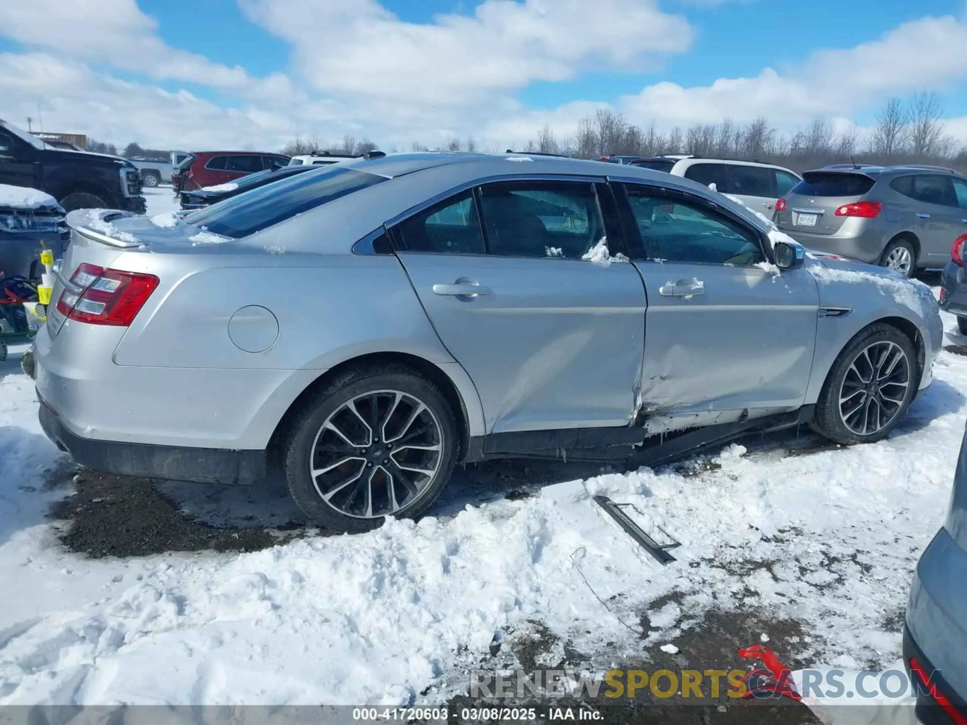 14 Photograph of a damaged car 1FAHP2J80KG116832 FORD TAURUS 2019