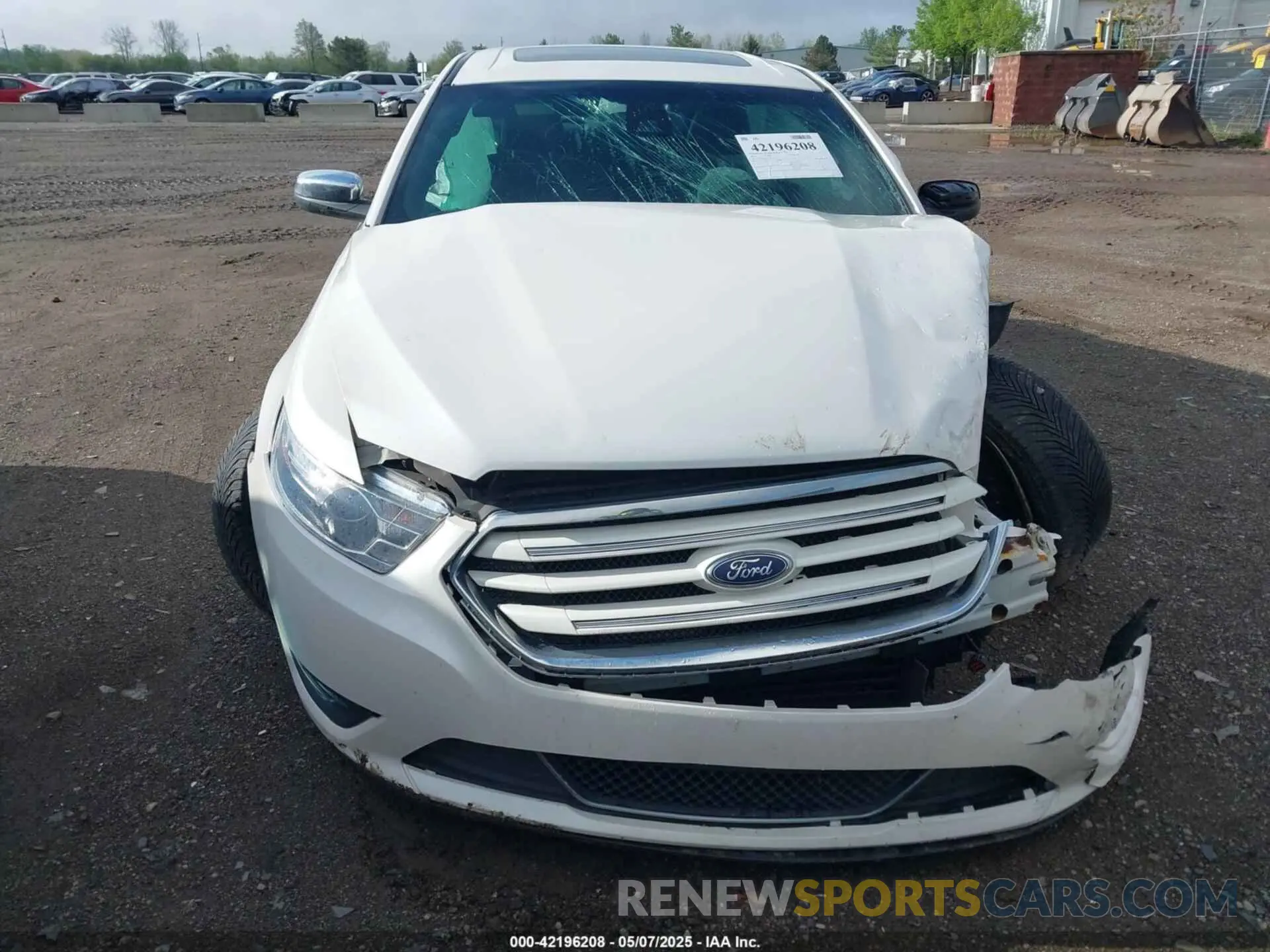 11 Photograph of a damaged car 1FAHP2J86KG100800 FORD TAURUS 2019