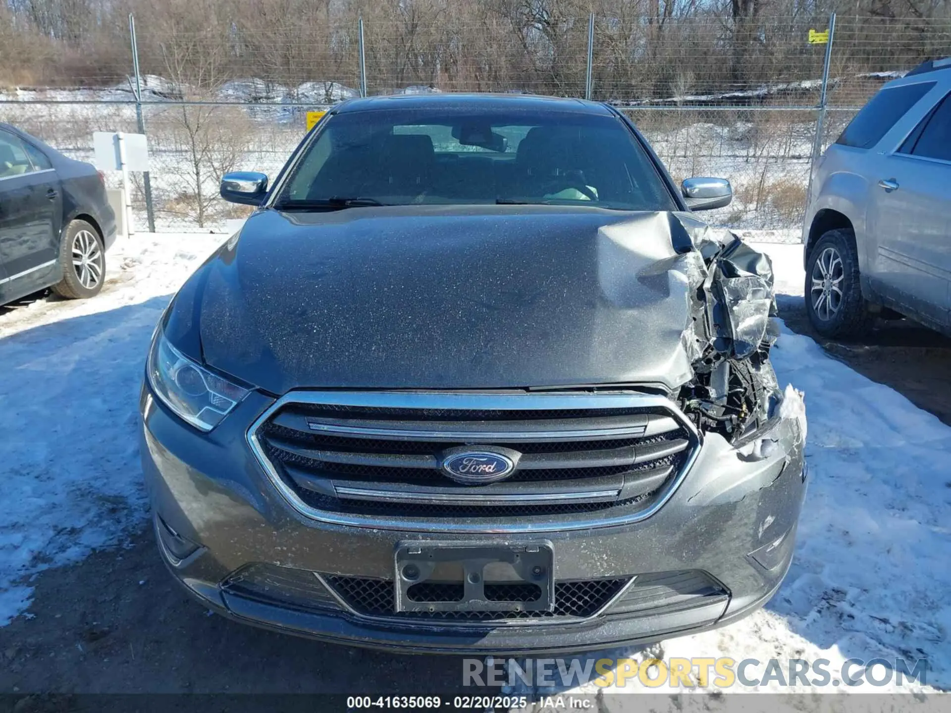 11 Photograph of a damaged car 1FAHP2J86KG115989 FORD TAURUS 2019