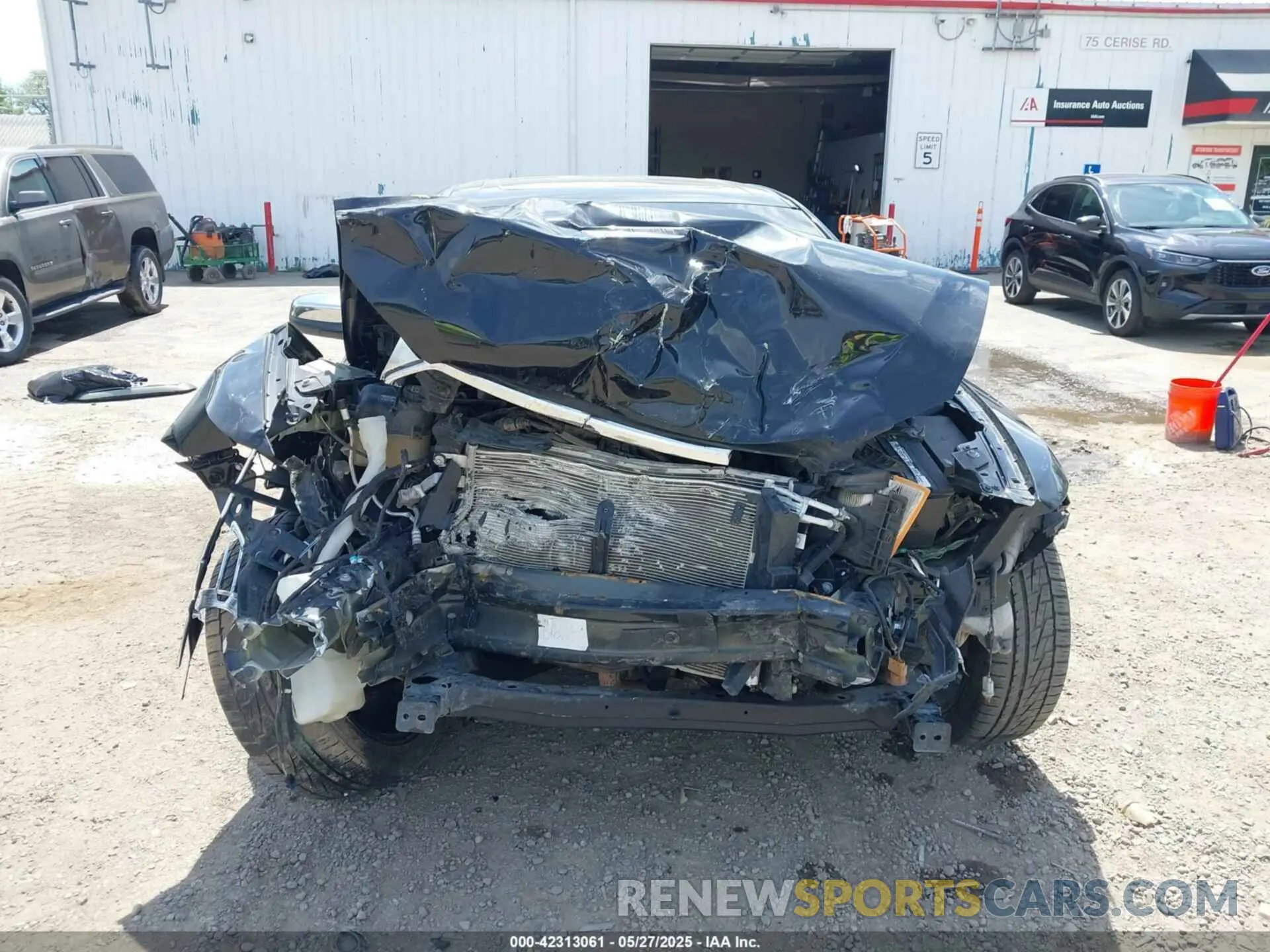 6 Photograph of a damaged car 1FAHP2J88KG115041 FORD TAURUS 2019