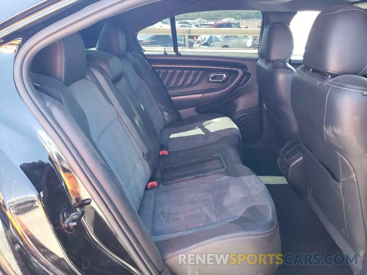 10 Photograph of a damaged car 1FAHP2KT7KG110934 FORD TAURUS 2019