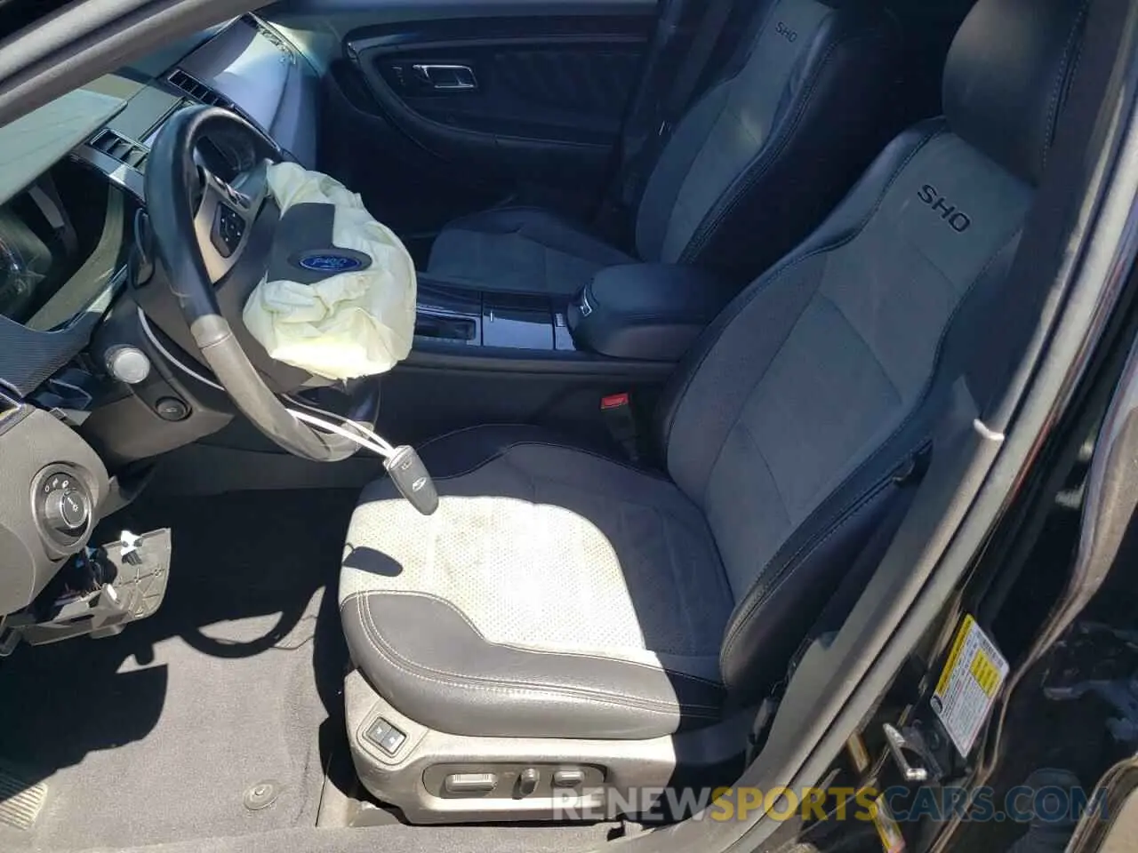 7 Photograph of a damaged car 1FAHP2KT7KG110934 FORD TAURUS 2019