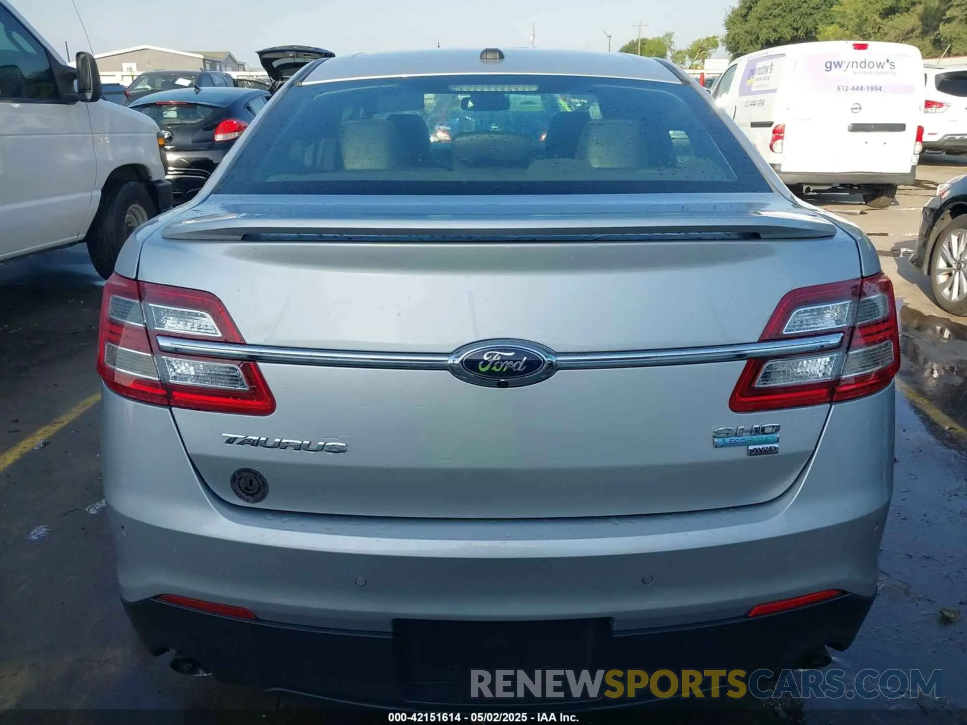 16 Photograph of a damaged car 1FAHP2KT7KG117933 FORD TAURUS 2019