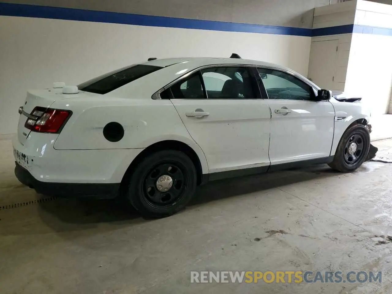 3 Photograph of a damaged car 1FAHP2MK8KG108792 FORD TAURUS 2019