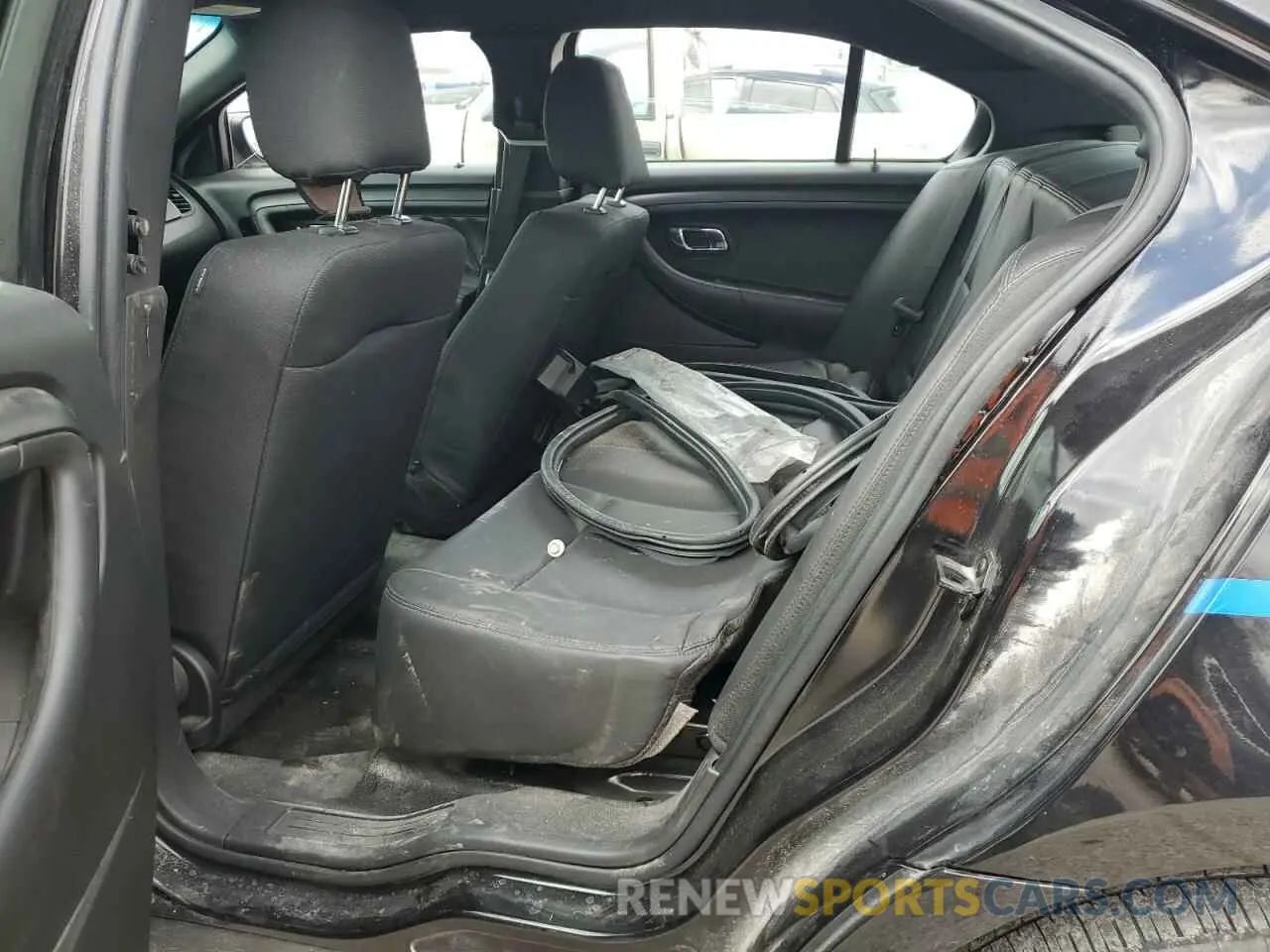 10 Photograph of a damaged car 1FAHP2MKXKG112262 FORD TAURUS 2019