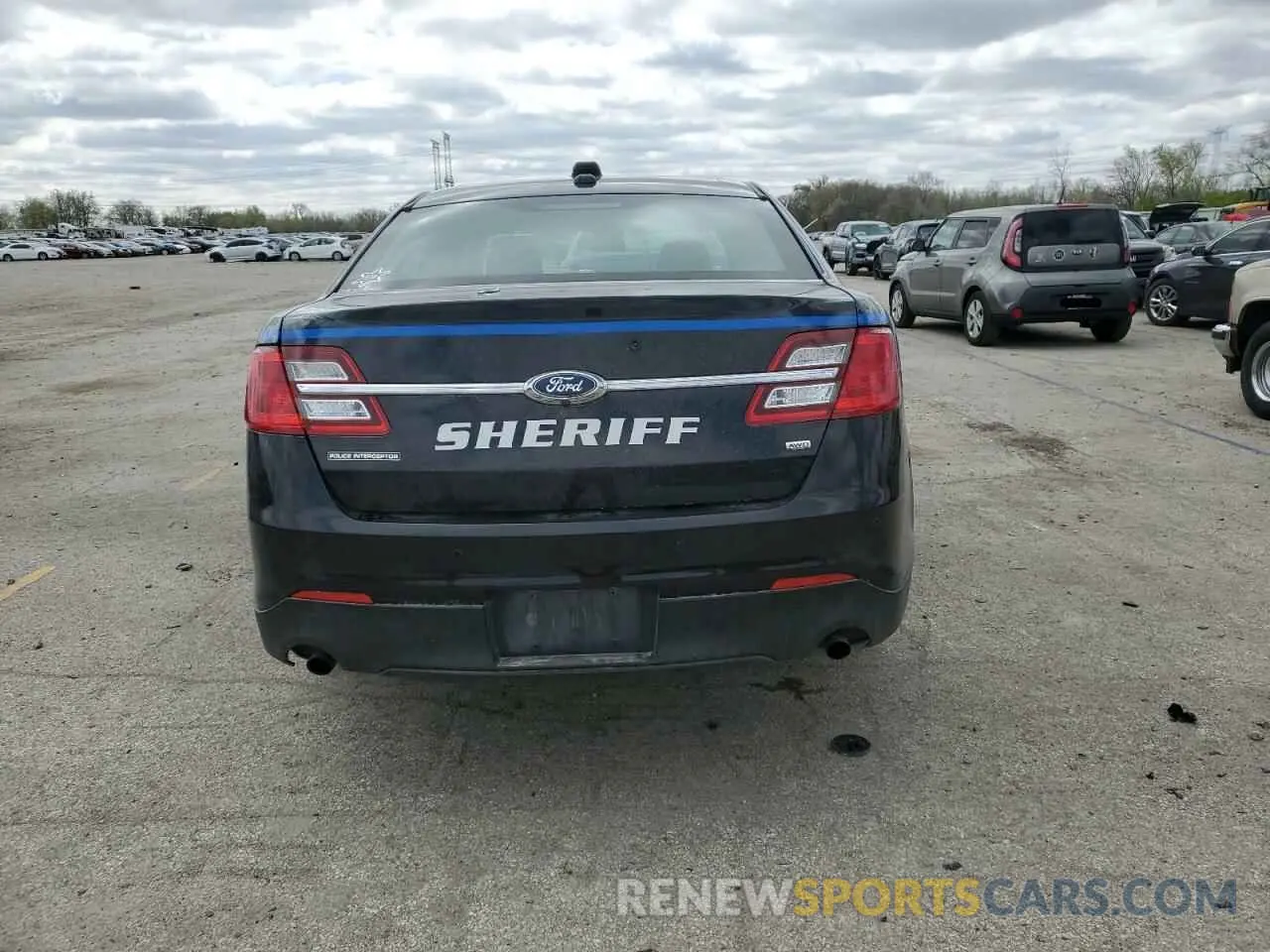 6 Photograph of a damaged car 1FAHP2MKXKG112262 FORD TAURUS 2019