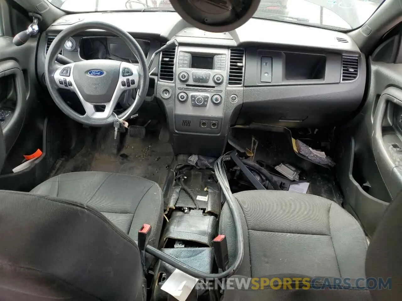8 Photograph of a damaged car 1FAHP2MKXKG112262 FORD TAURUS 2019