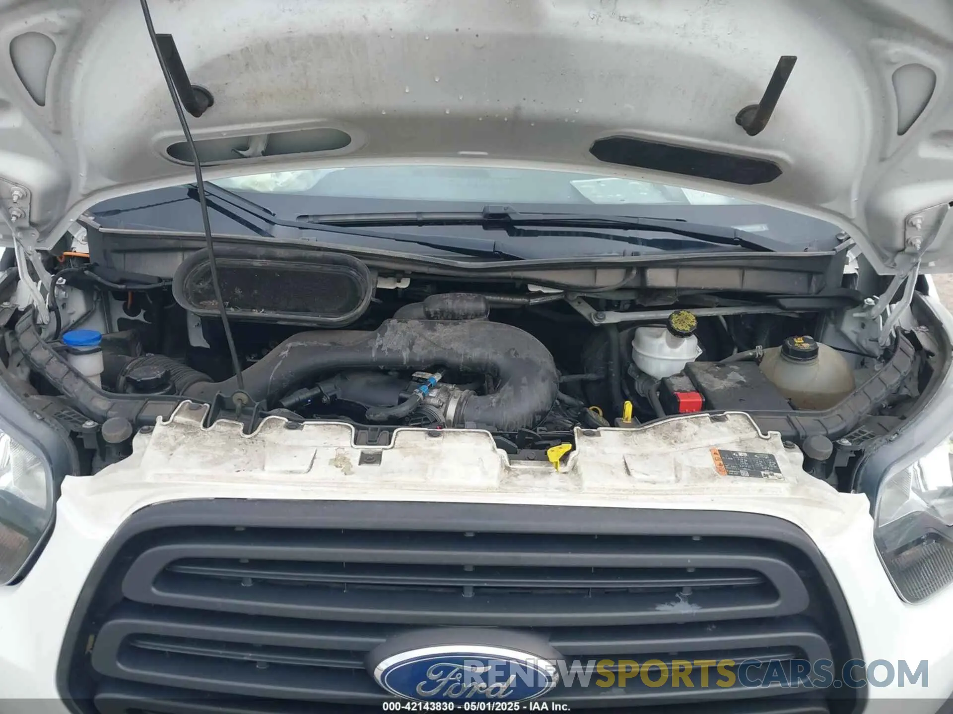 10 Photograph of a damaged car 1FMZK1CMXKKB72206 FORD TRANSIT-150 2019