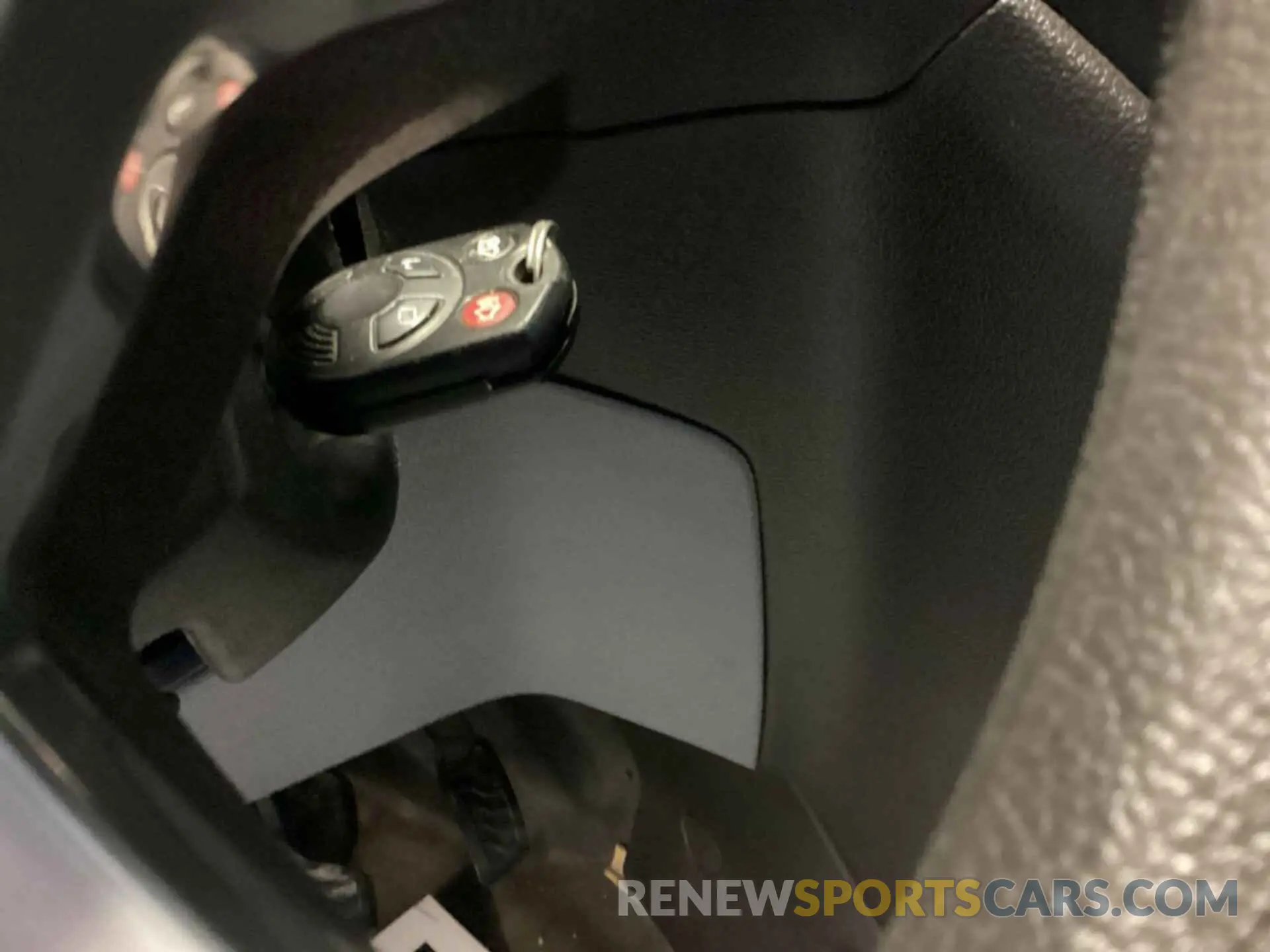 17 Photograph of a damaged car 1FTYE1CM4KKA09347 FORD TRANSIT-150 2019