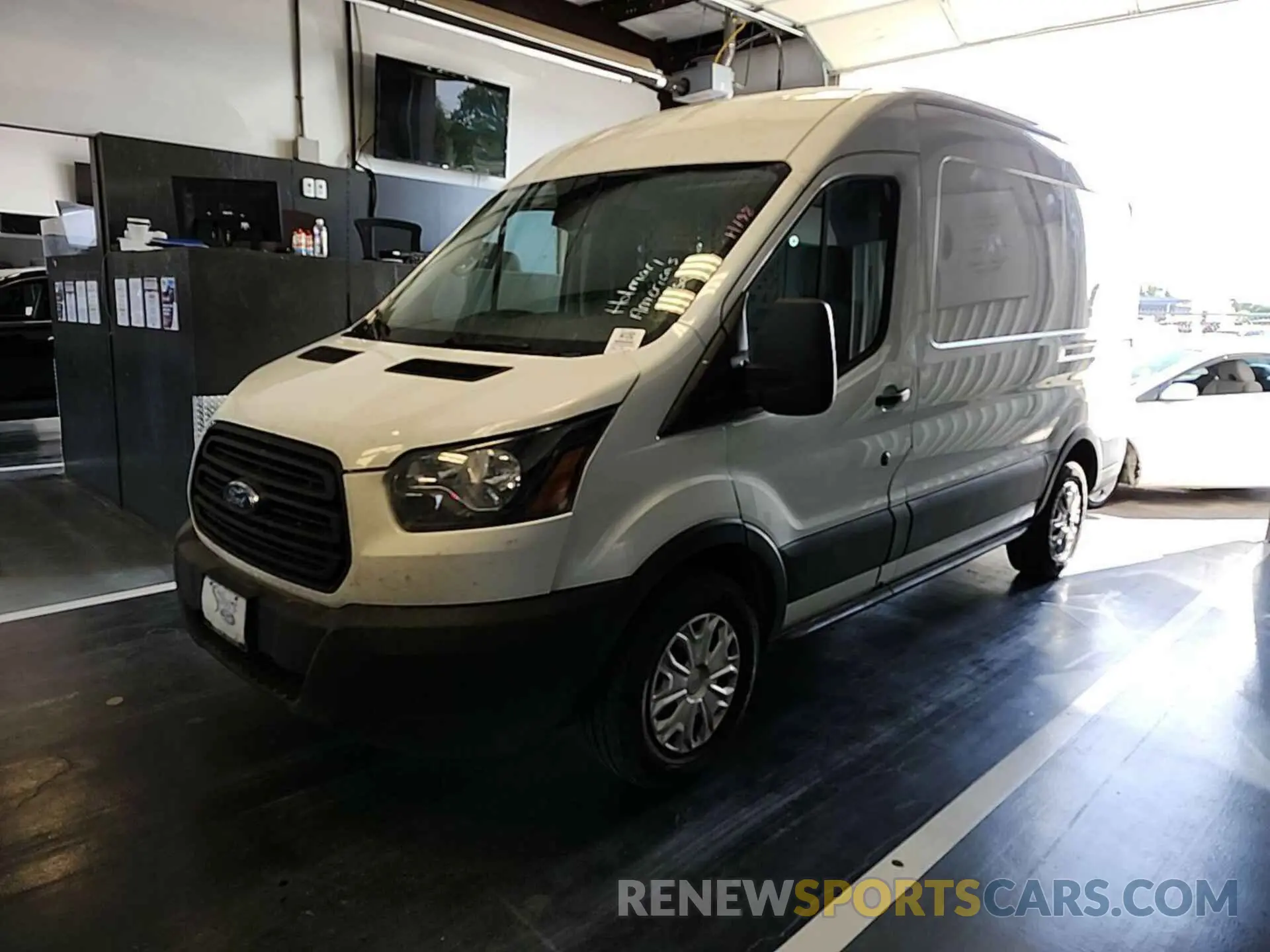 9 Photograph of a damaged car 1FTYE1CM4KKA09347 FORD TRANSIT-150 2019