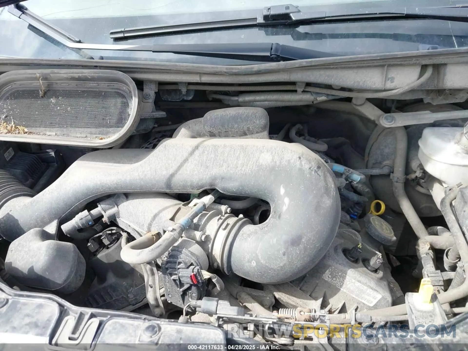 10 Photograph of a damaged car 1FTYE1YM0KKA41527 FORD TRANSIT-150 2019