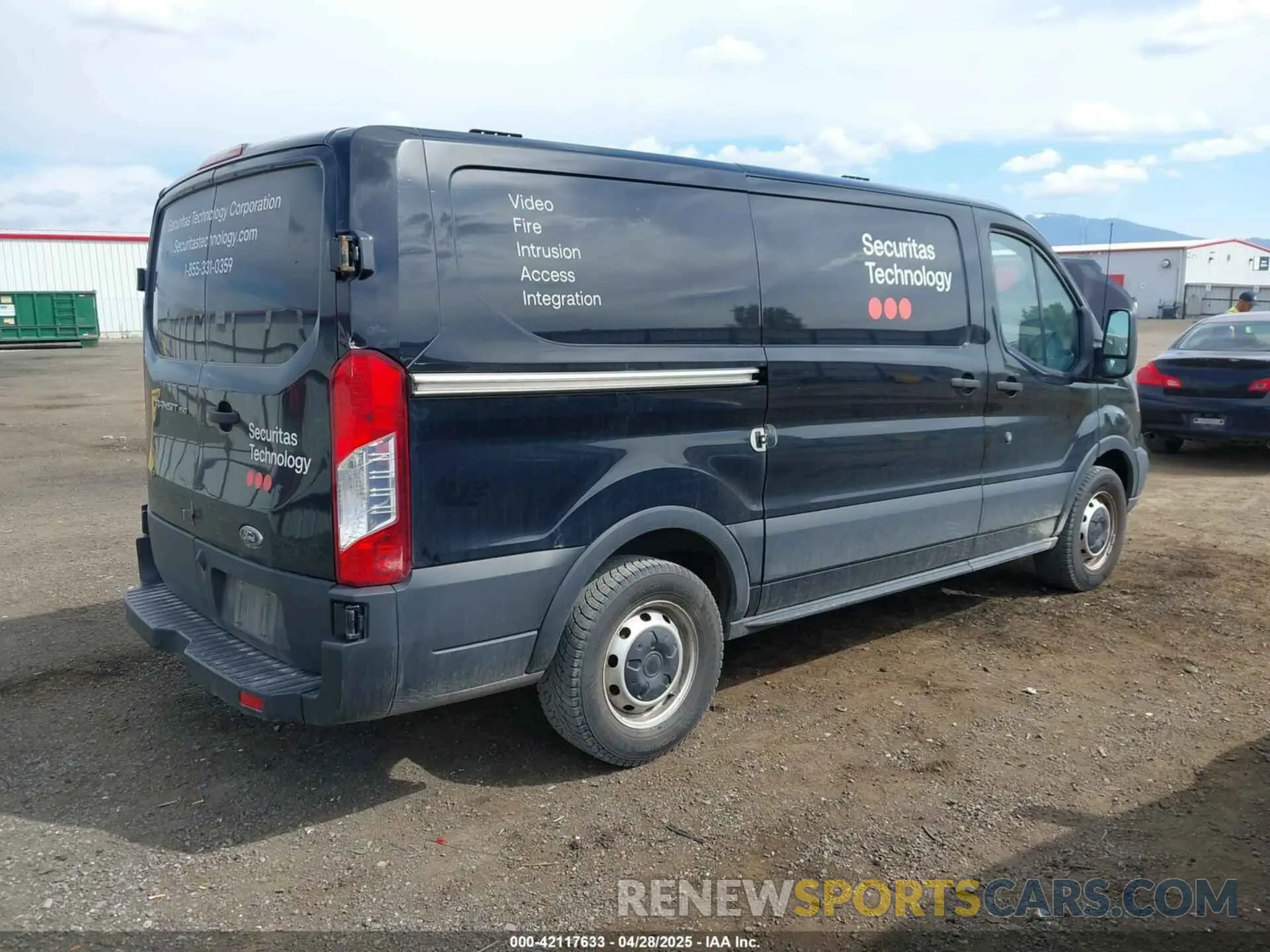 4 Photograph of a damaged car 1FTYE1YM0KKA41527 FORD TRANSIT-150 2019