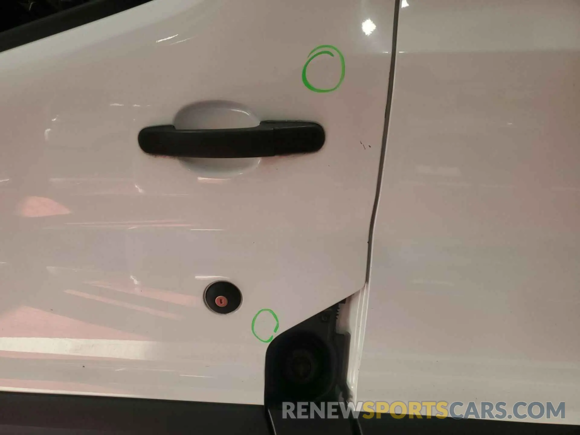 22 Photograph of a damaged car 1FTYE1YM0KKB28313 FORD TRANSIT-150 2019