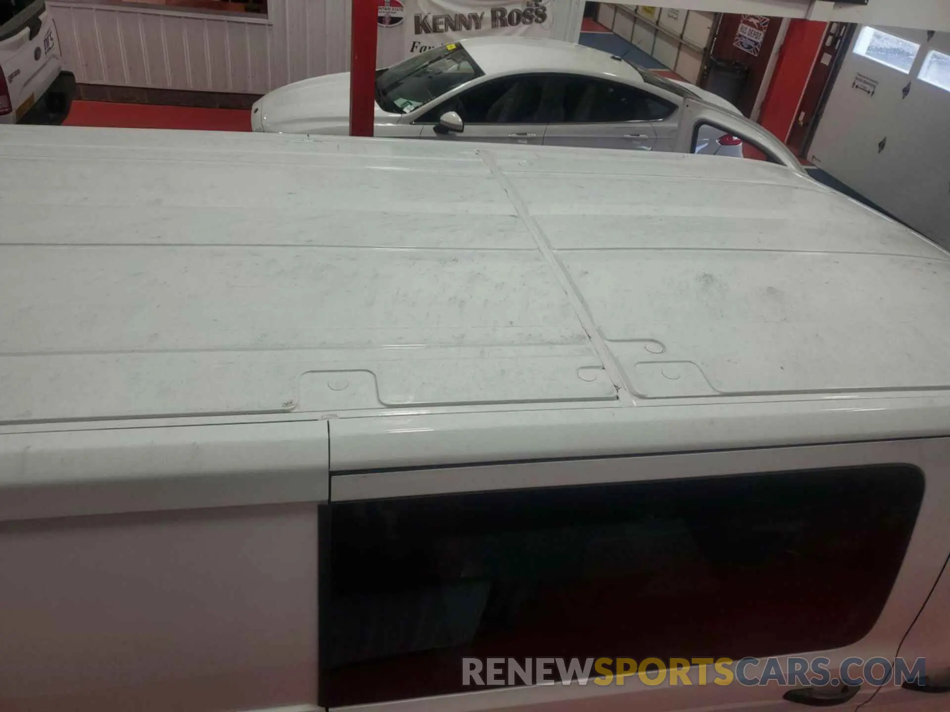 24 Photograph of a damaged car 1FTYE1YM0KKB28313 FORD TRANSIT-150 2019
