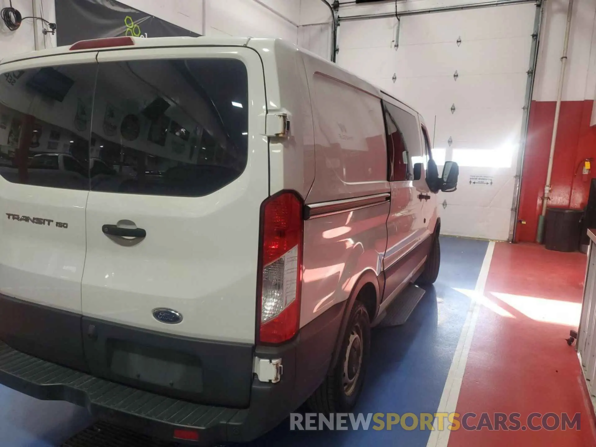 27 Photograph of a damaged car 1FTYE1YM0KKB28313 FORD TRANSIT-150 2019