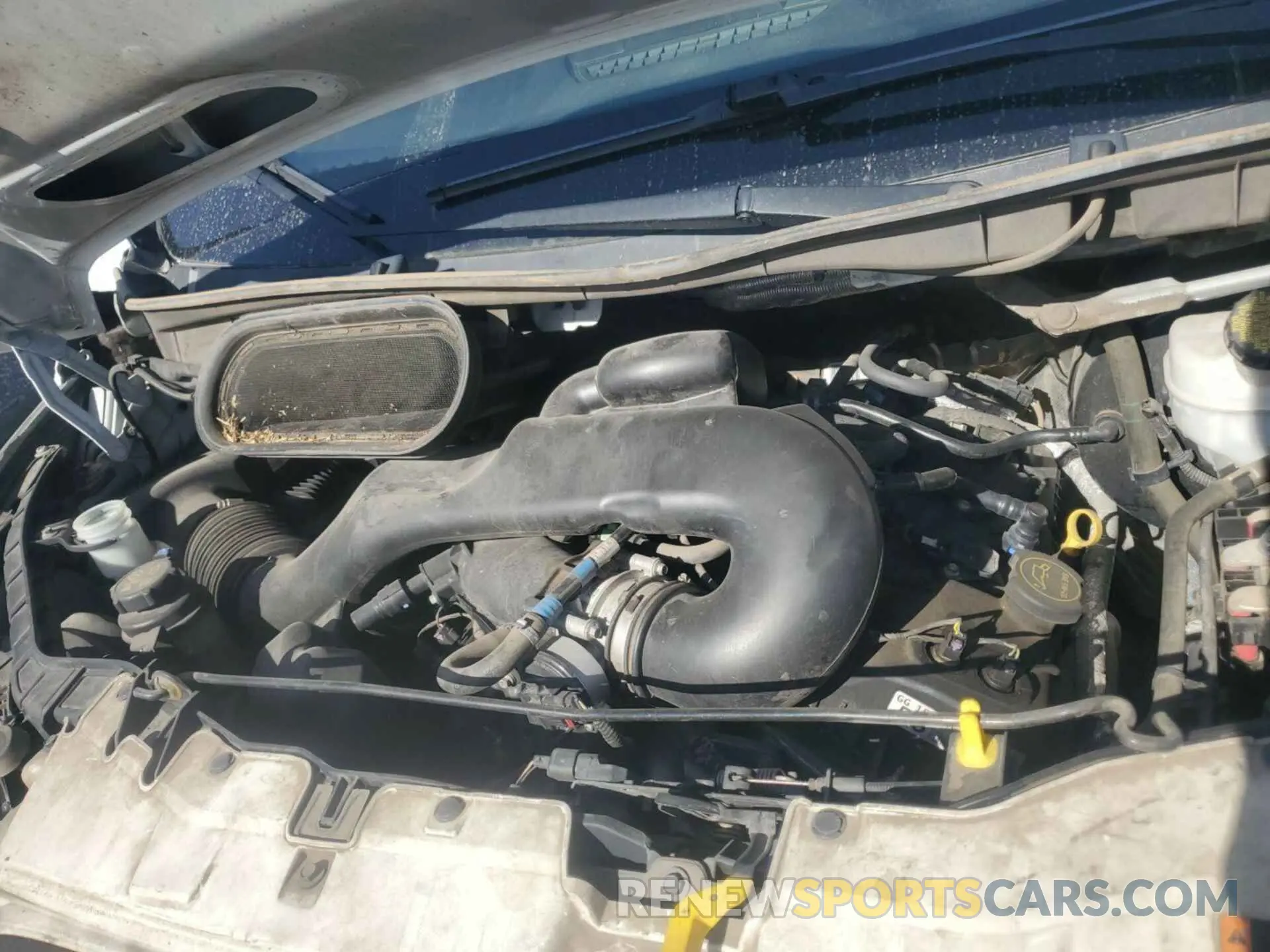 17 Photograph of a damaged car 1FTYE1YM1KKB40180 FORD TRANSIT-150 2019